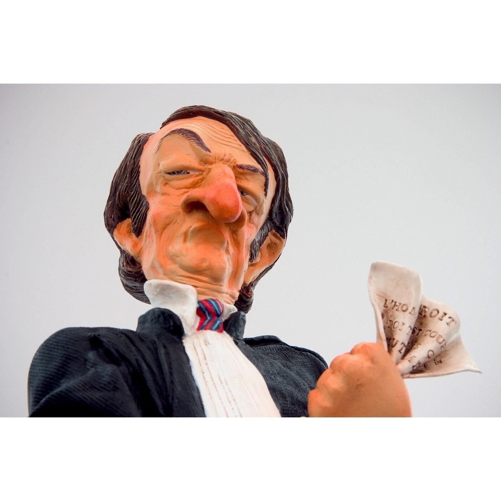 Guillermo Forchino The Lawyer Figurine FO85501 – Sculpture – Attorney