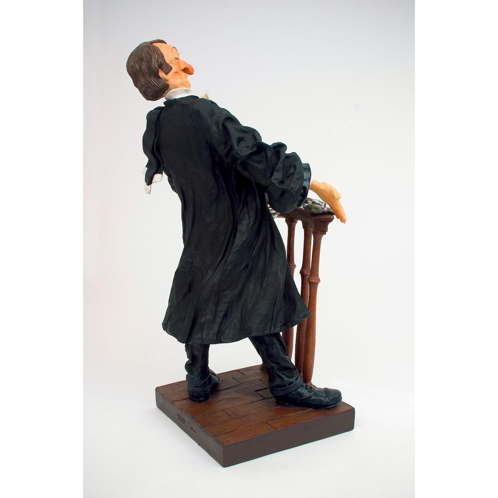 Guillermo Forchino The Lawyer Figurine FO85501 – Sculpture – Attorney