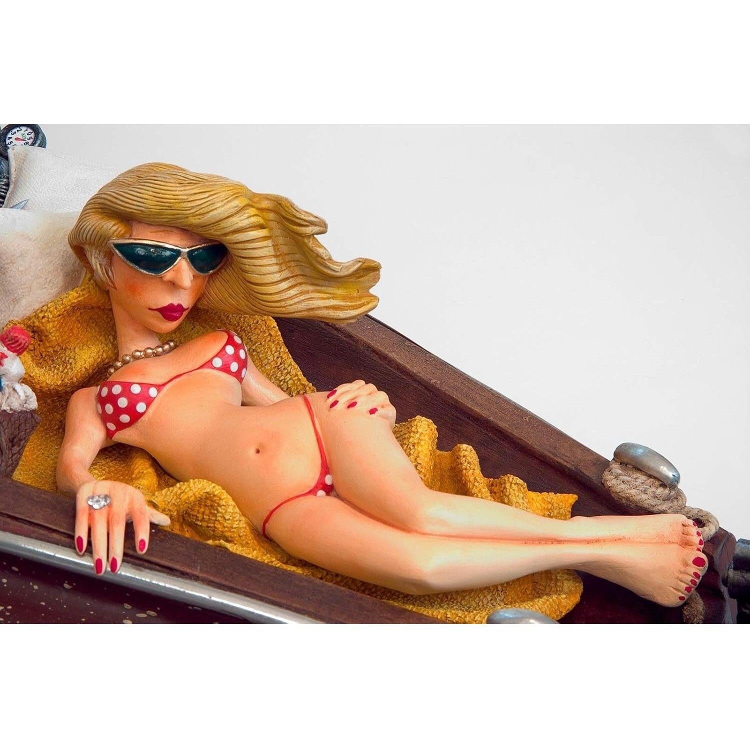 Guillermo Forchino The Playboy Comic Art Speed Boat Sculpture FO85048