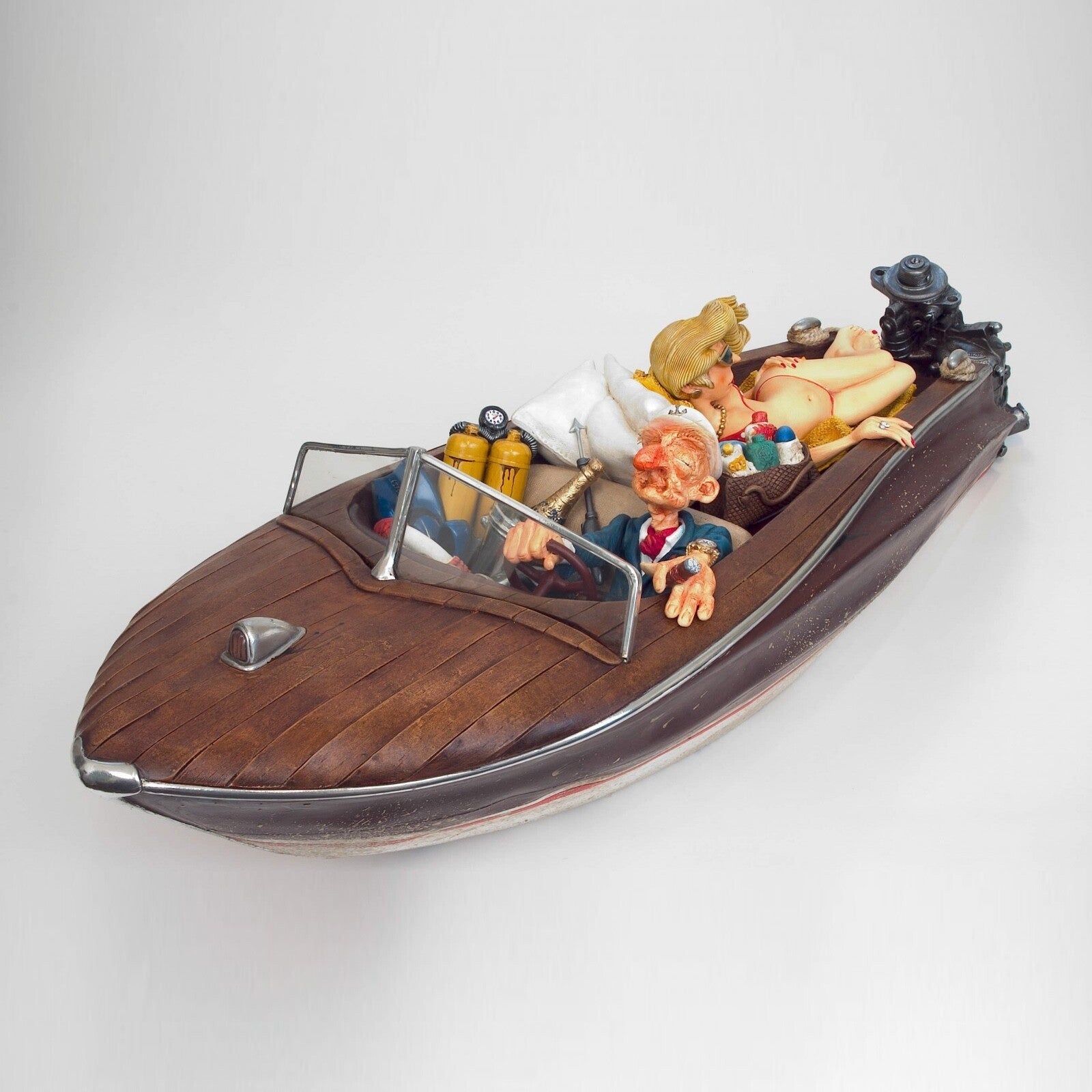 Guillermo Forchino The Playboy Comic Art Speed Boat Sculpture FO85048
