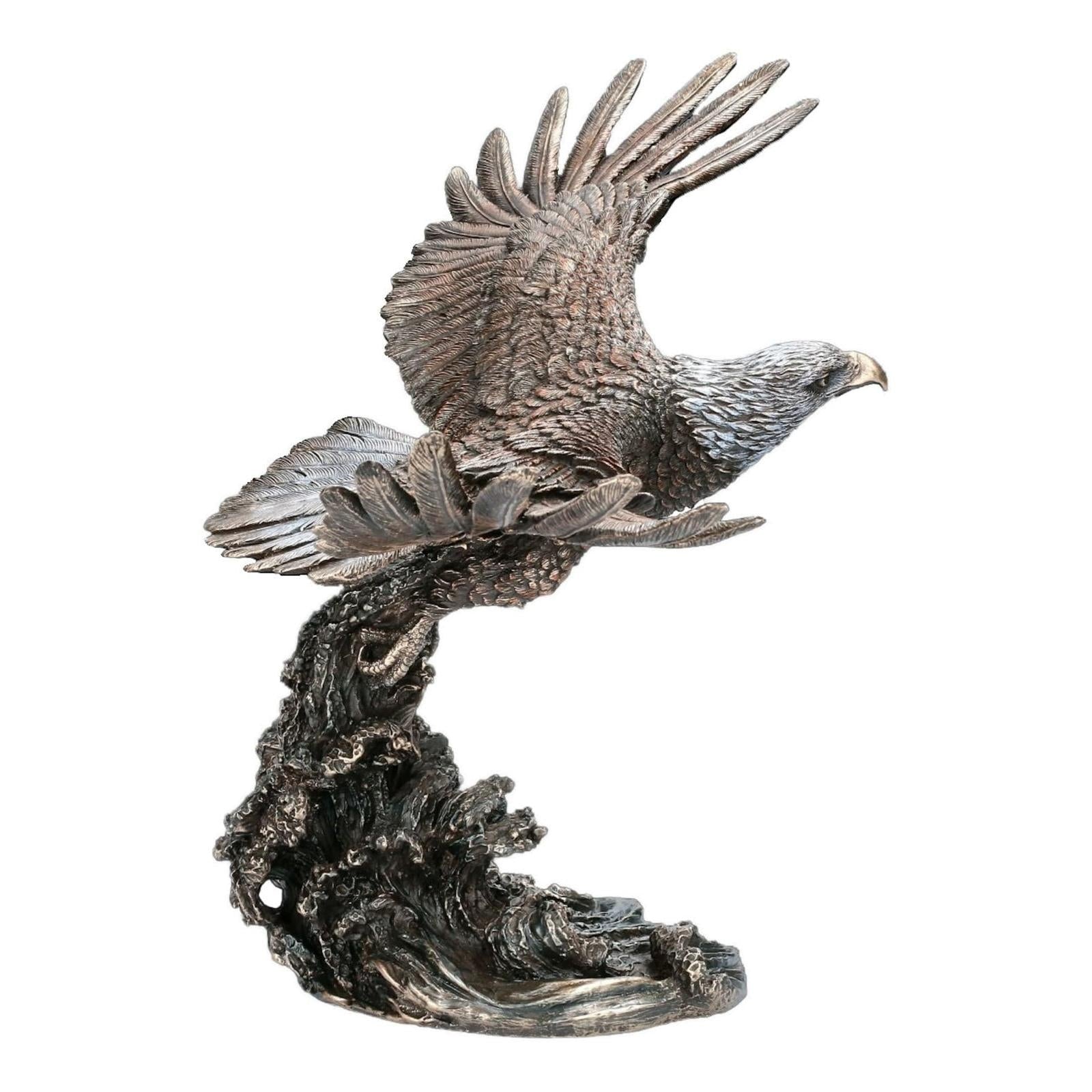 Large Bald Eagle Hunting Salmon Statue.Large American Eagle Statue