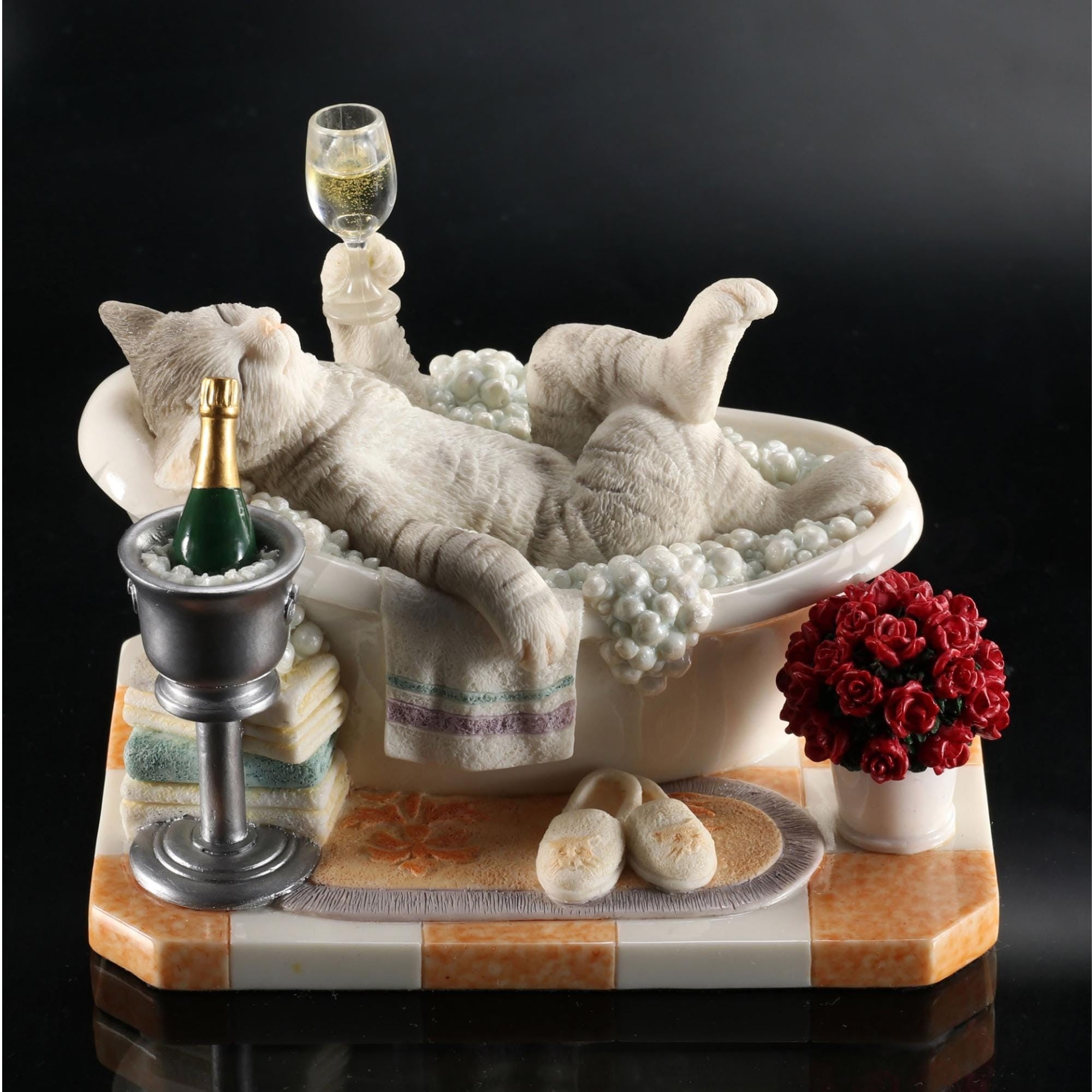 Luxurious Cat Figurine | Animal Sculptures | Home Decor