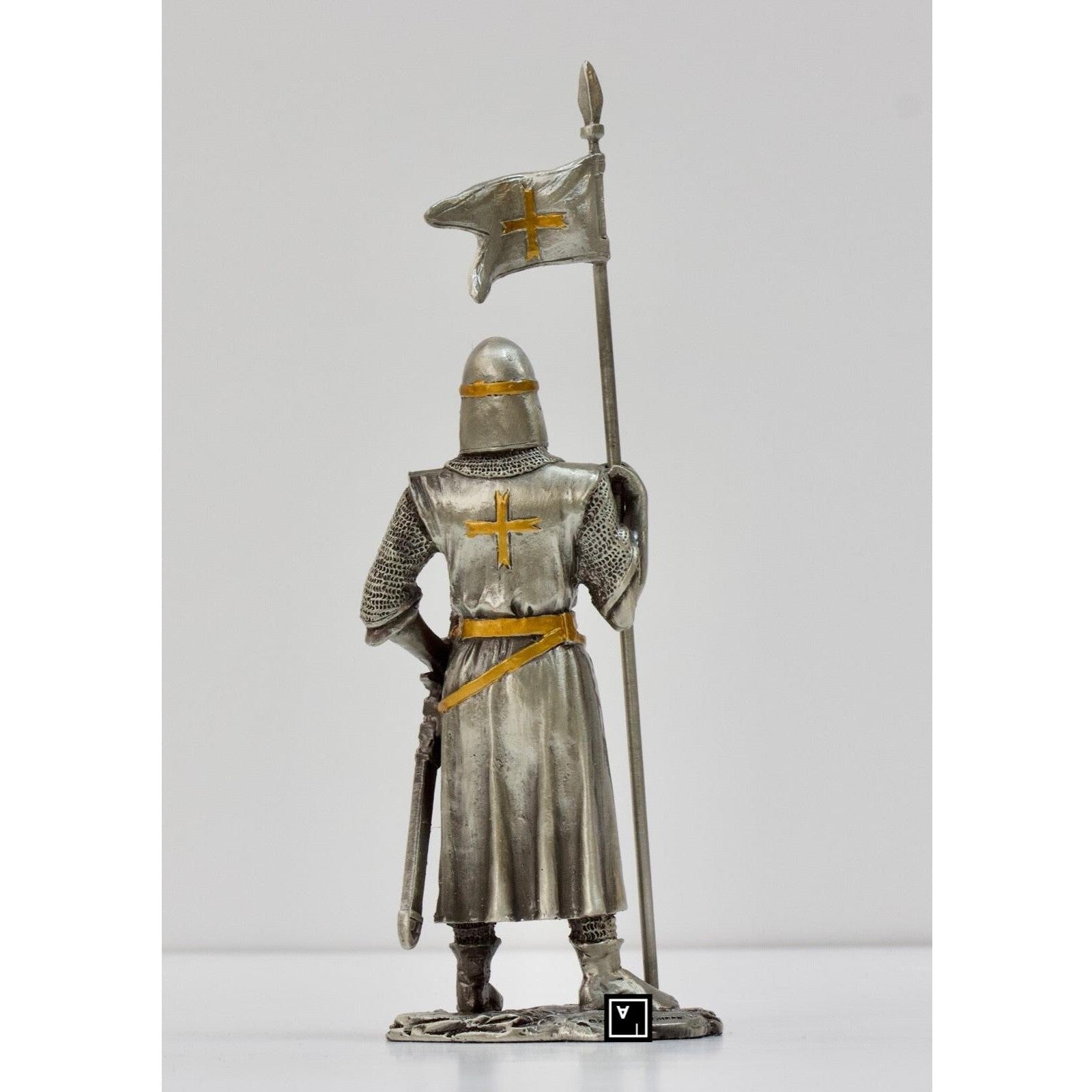 Medieval Knight Pewter Statue | Figurines & Statues | Home Decor