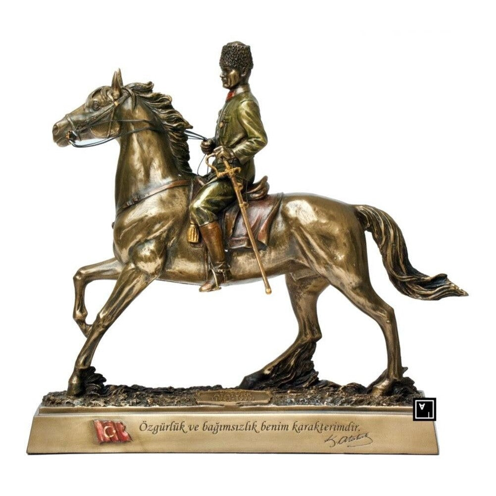 Mustafa Kemal Ataturk Statue. Ataturk Sculpture | Figurines & Statues