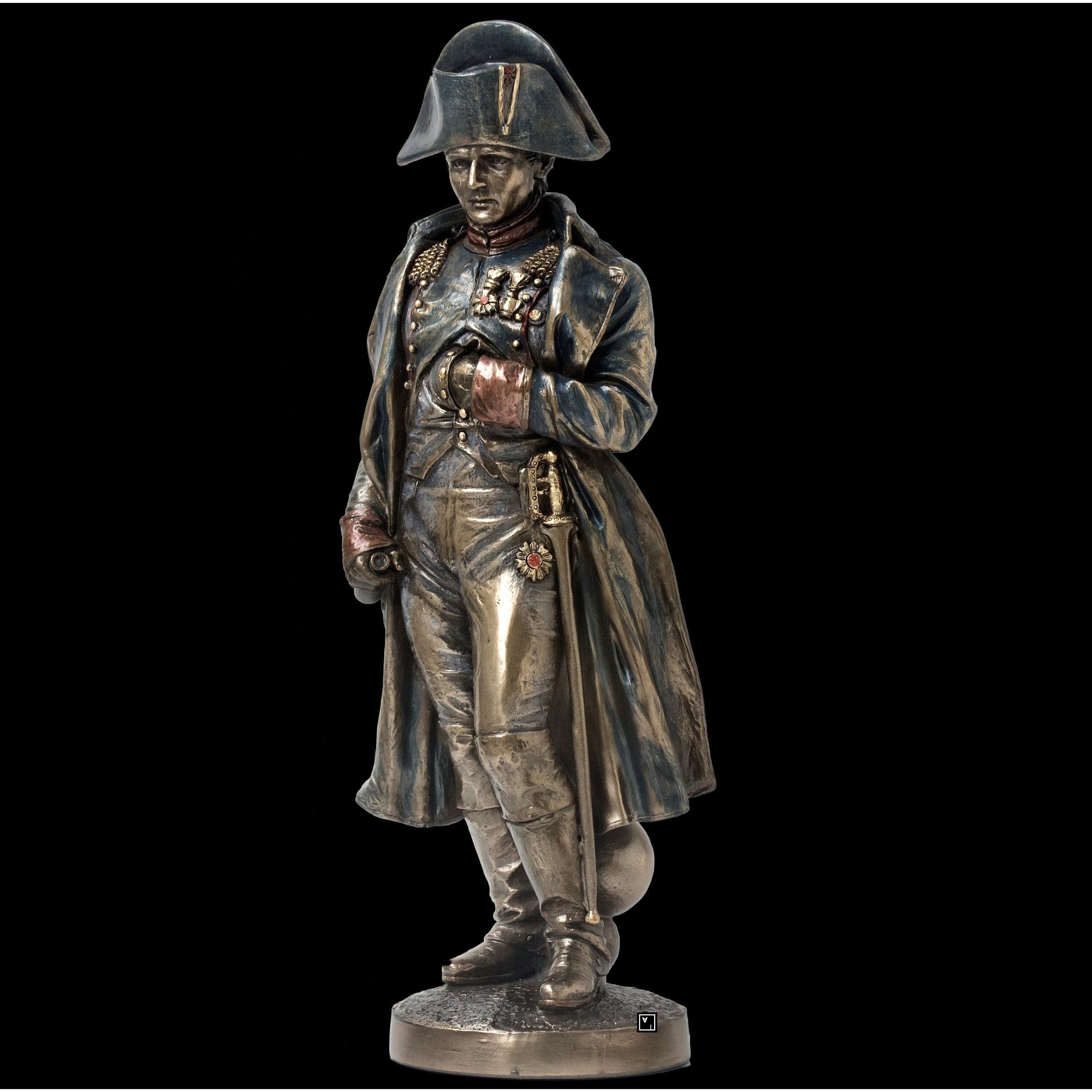 Napoleon Bonaparte | Figurines & Statues | Home Decor | Handcrafted