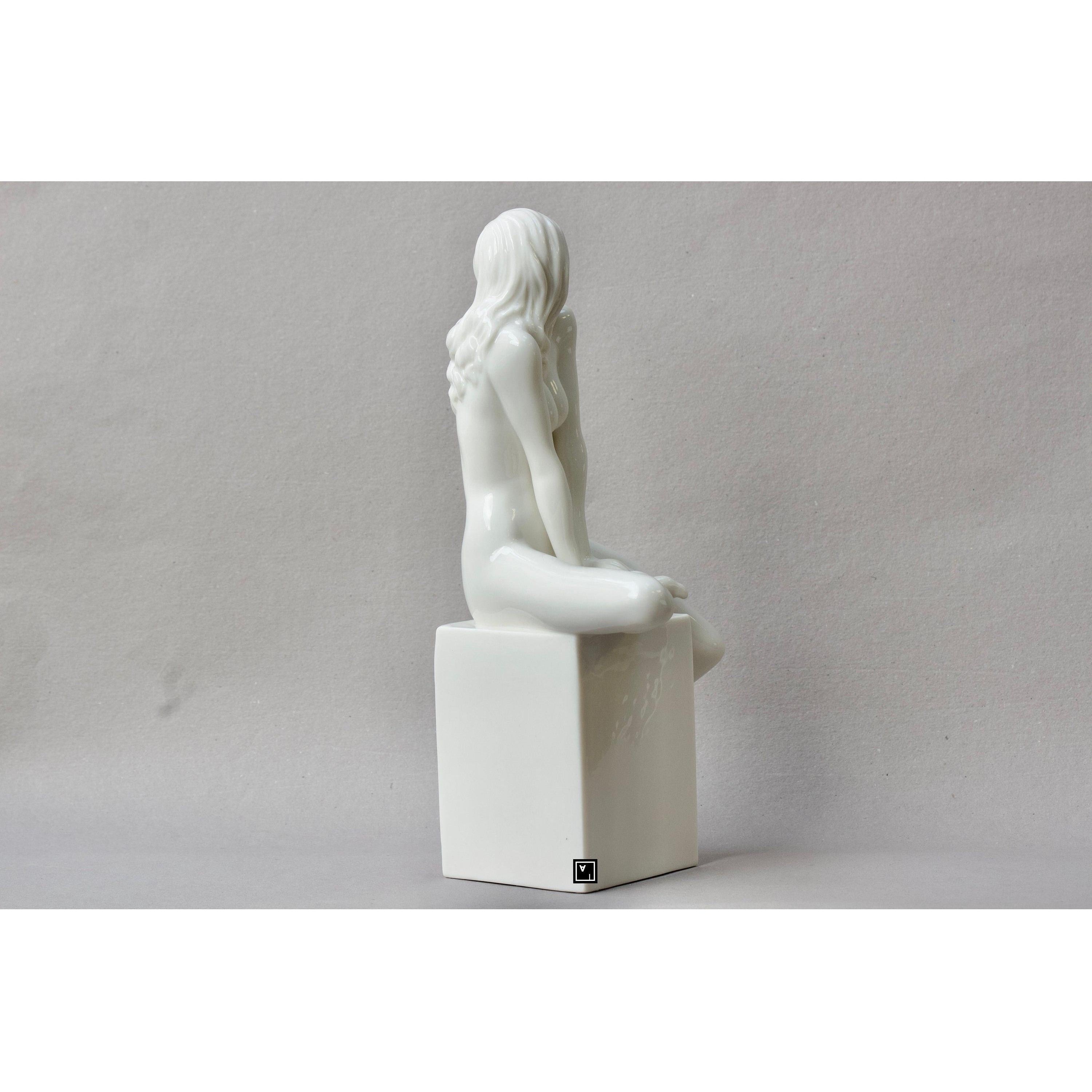 Nude Woman Standing on Bust | Busts | Home Decor | Handcrafted