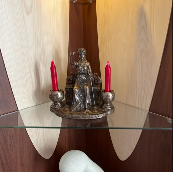 Sitting Lady Justice