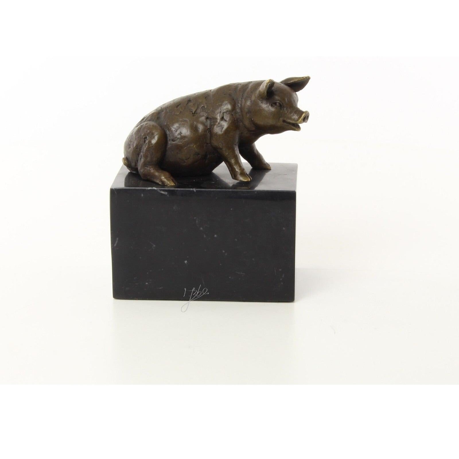Sitting Pig | Animal Sculptures | Home Decor | Handcrafted