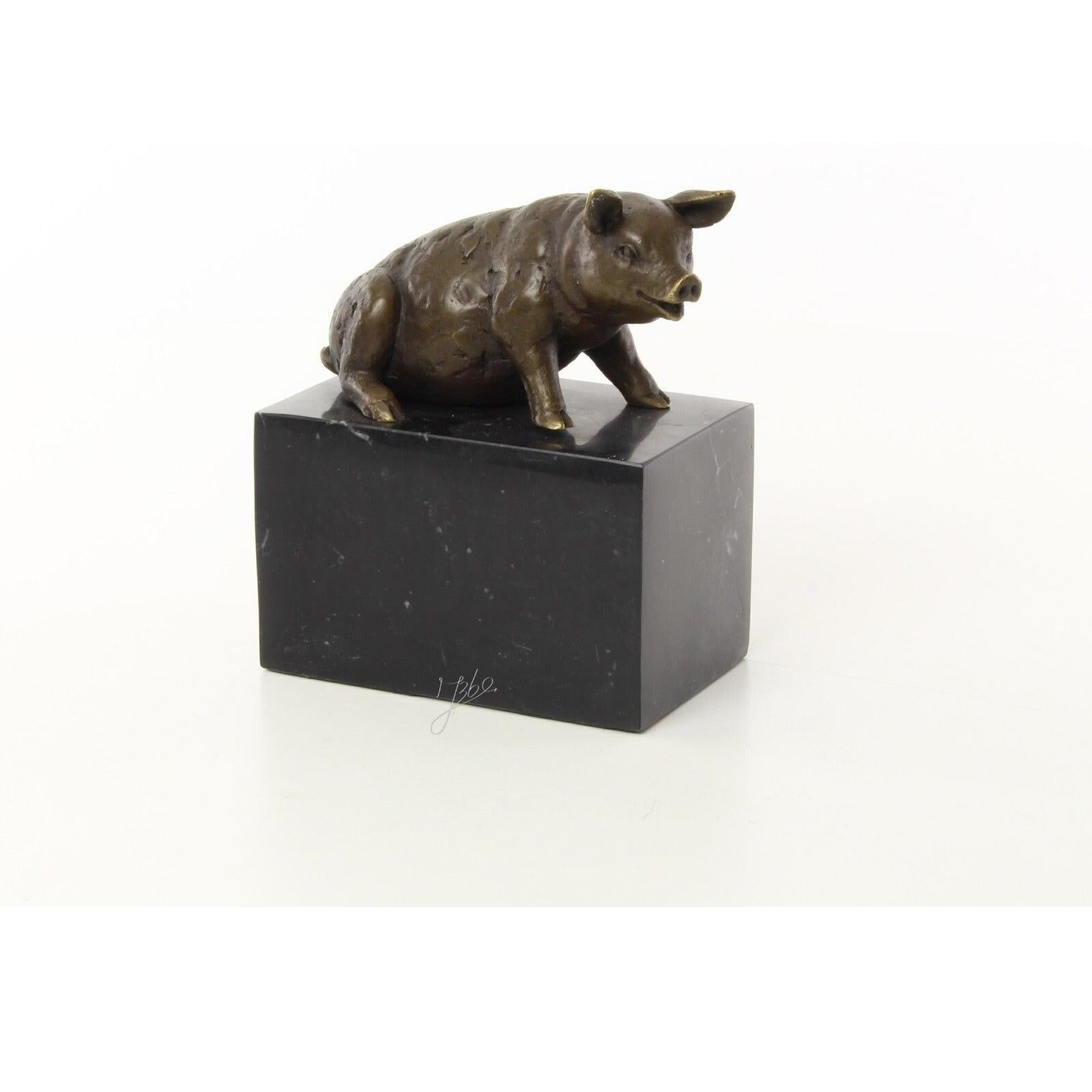 Sitting Pig | Animal Sculptures | Home Decor | Handcrafted