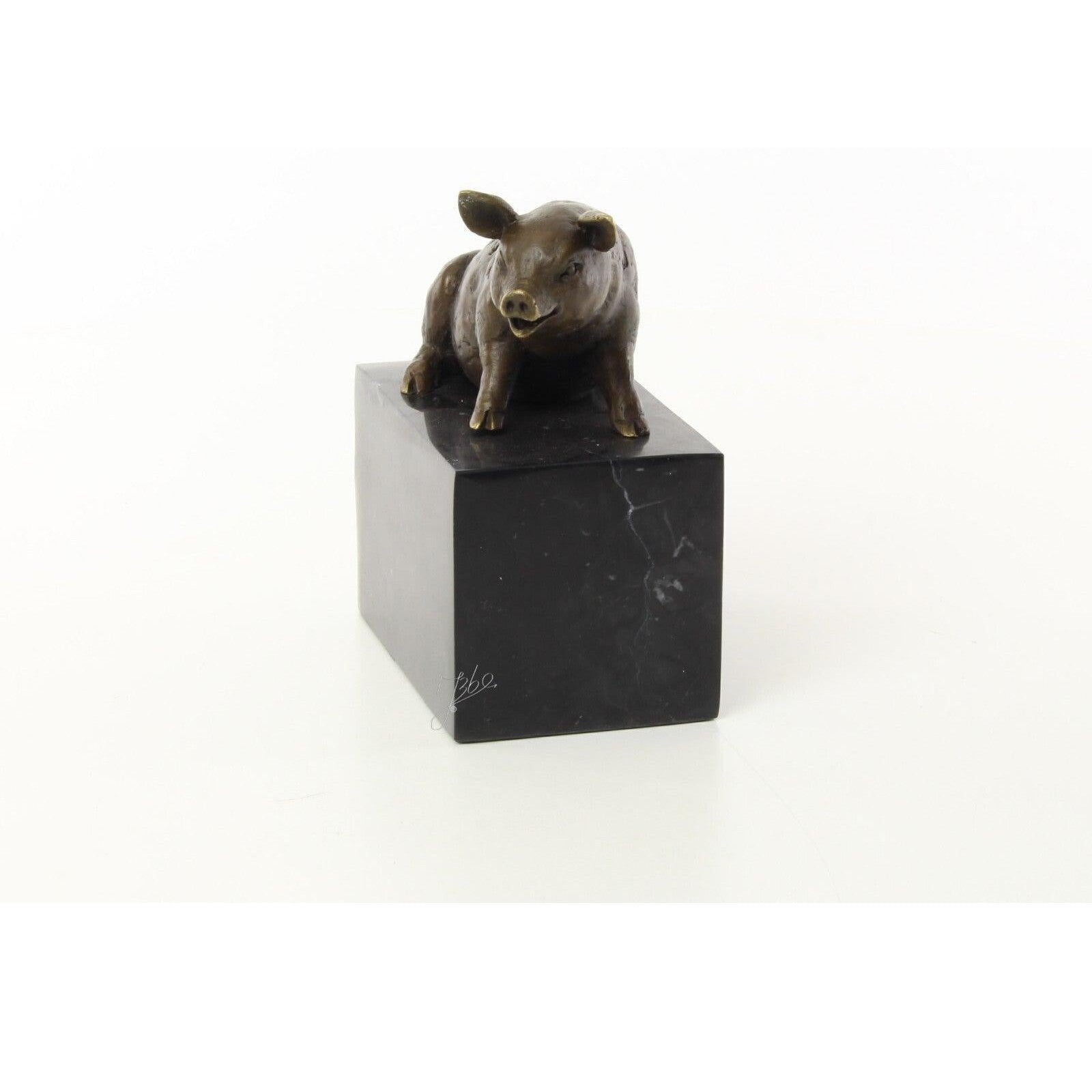 Sitting Pig | Animal Sculptures | Home Decor | Handcrafted
