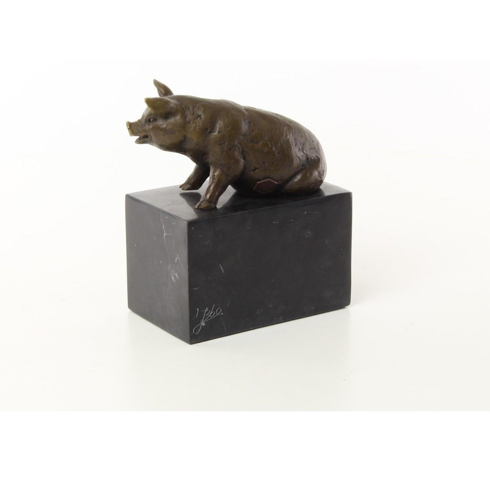 Sitting Pig | Animal Sculptures | Home Decor | Handcrafted
