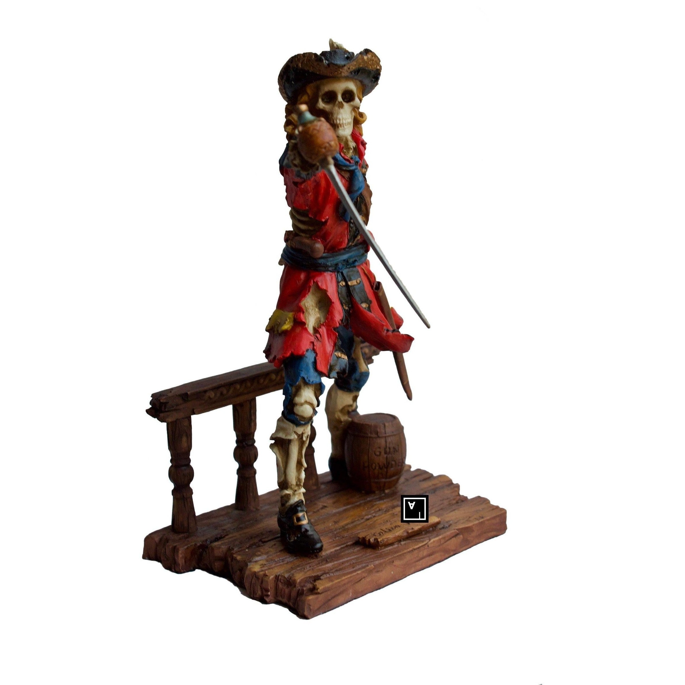Skeleton Pirate Captain | Figurines & Statues | Home Decor