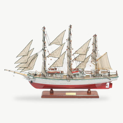 Dar Młodzieży Tall Ship Wooden Model – 71 cm