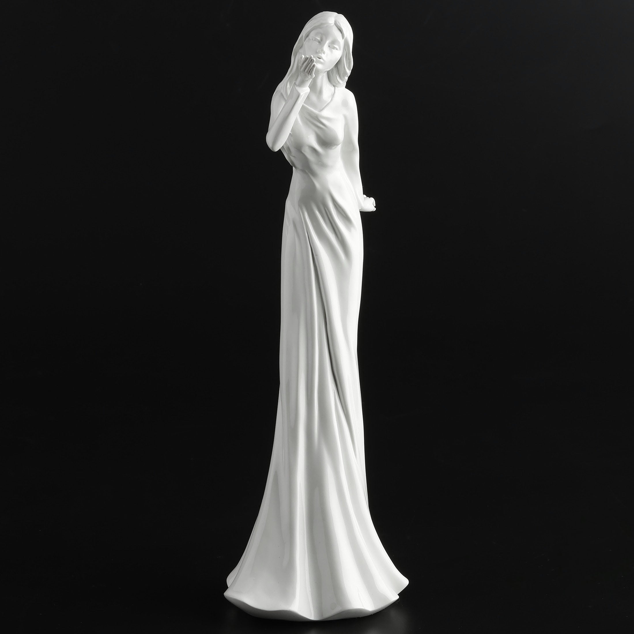 Winged Kiss (White)