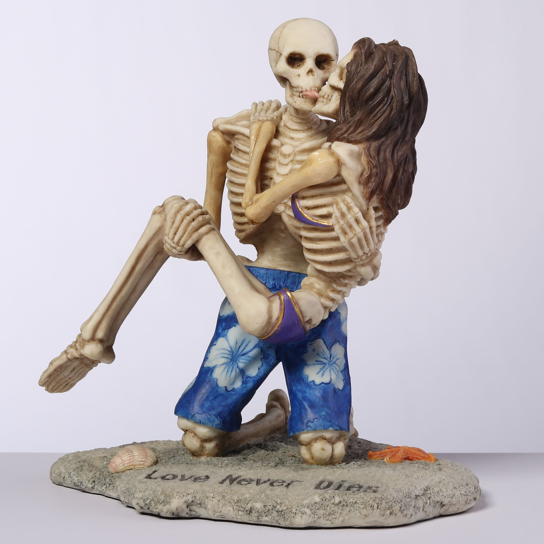 Love Never Dies Kissinger