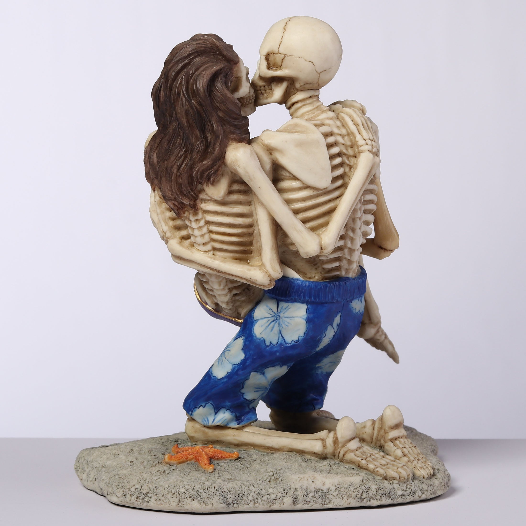 Love Never Dies Kissinger