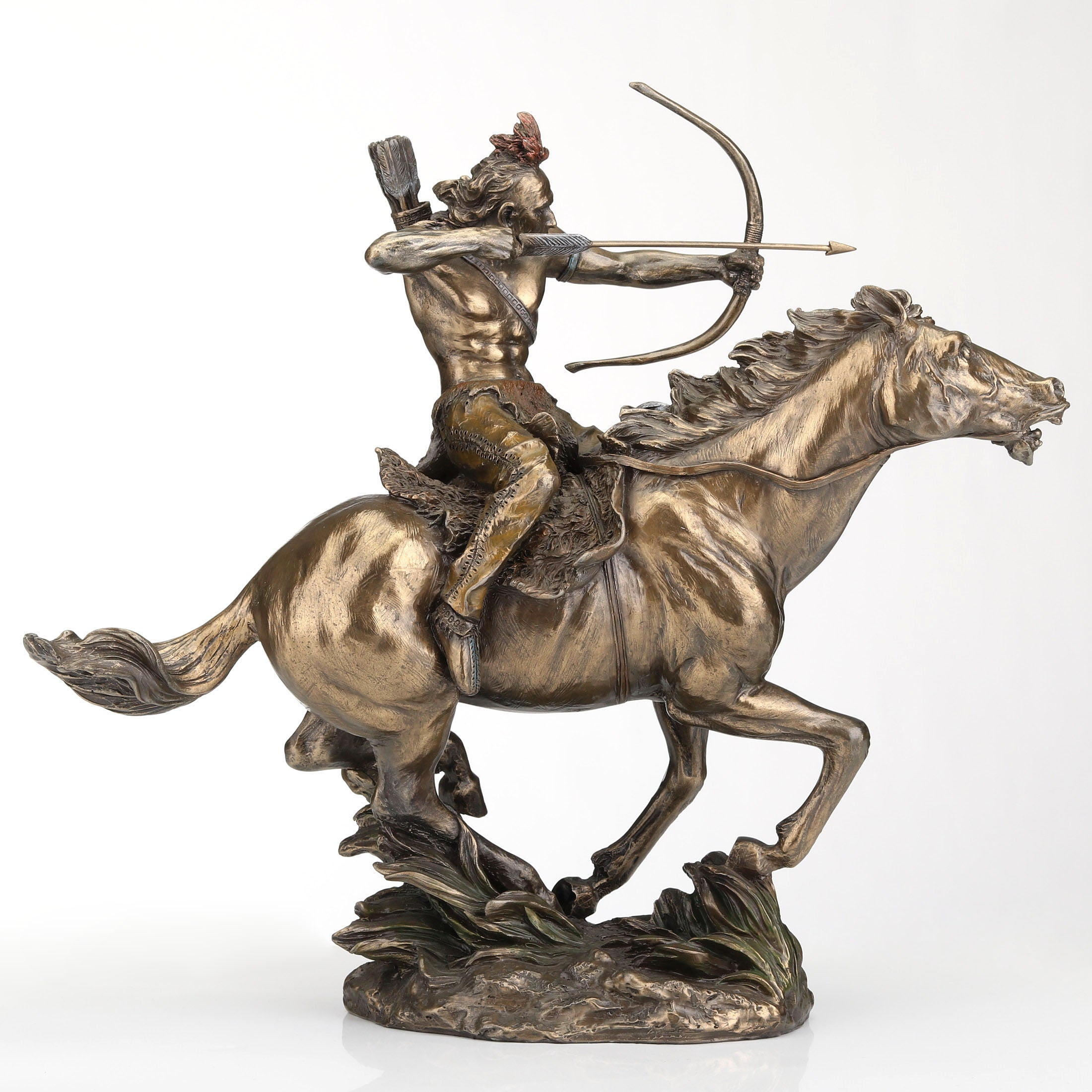 Mohican Warrior On Horseback Shooting Arrow (Mbz+Color)