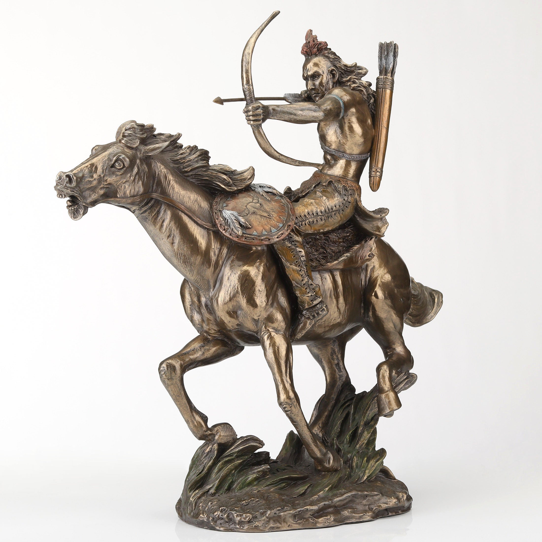 Mohican Warrior On Horseback Shooting Arrow (Mbz+Color)