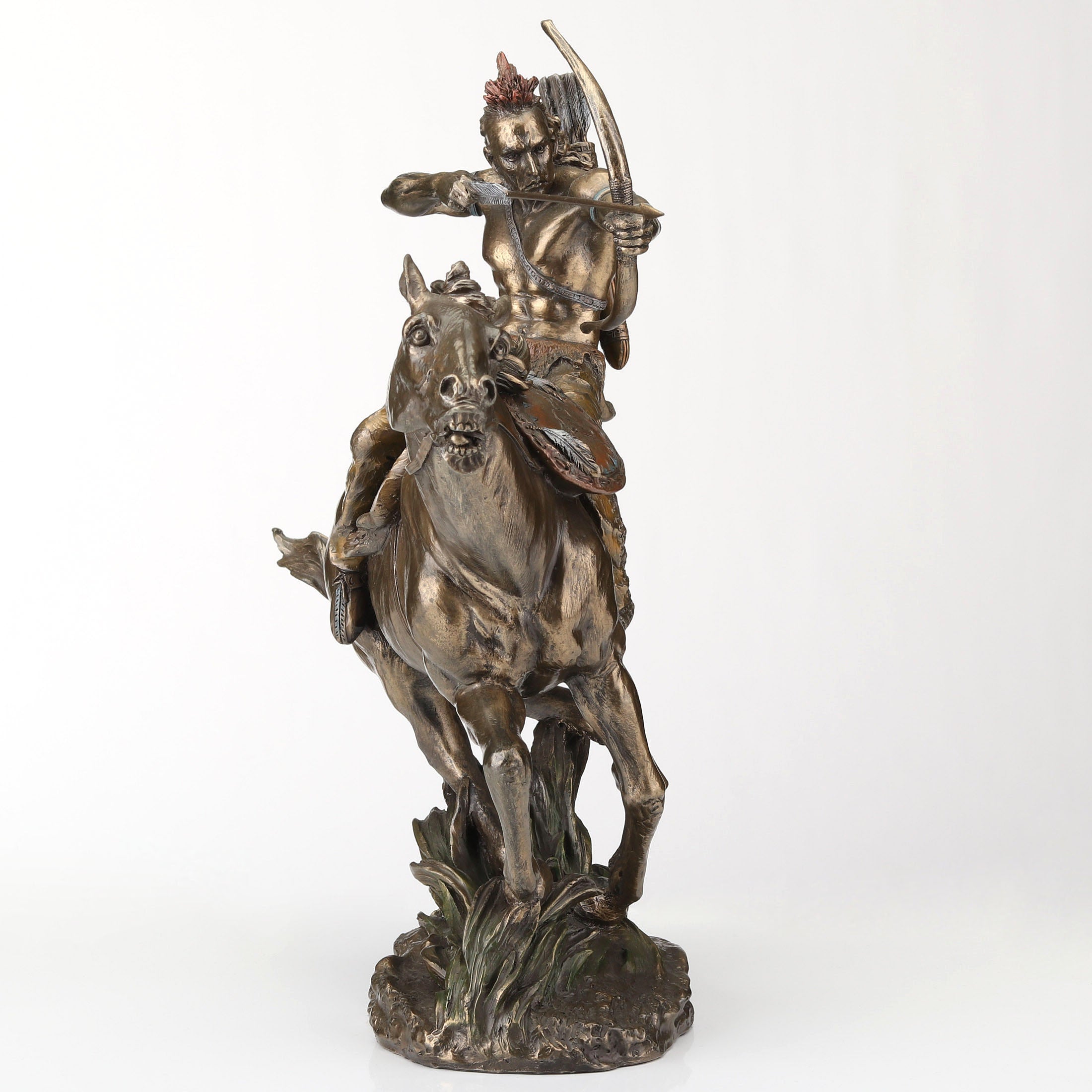Mohican Warrior On Horseback Shooting Arrow (Mbz+Color)