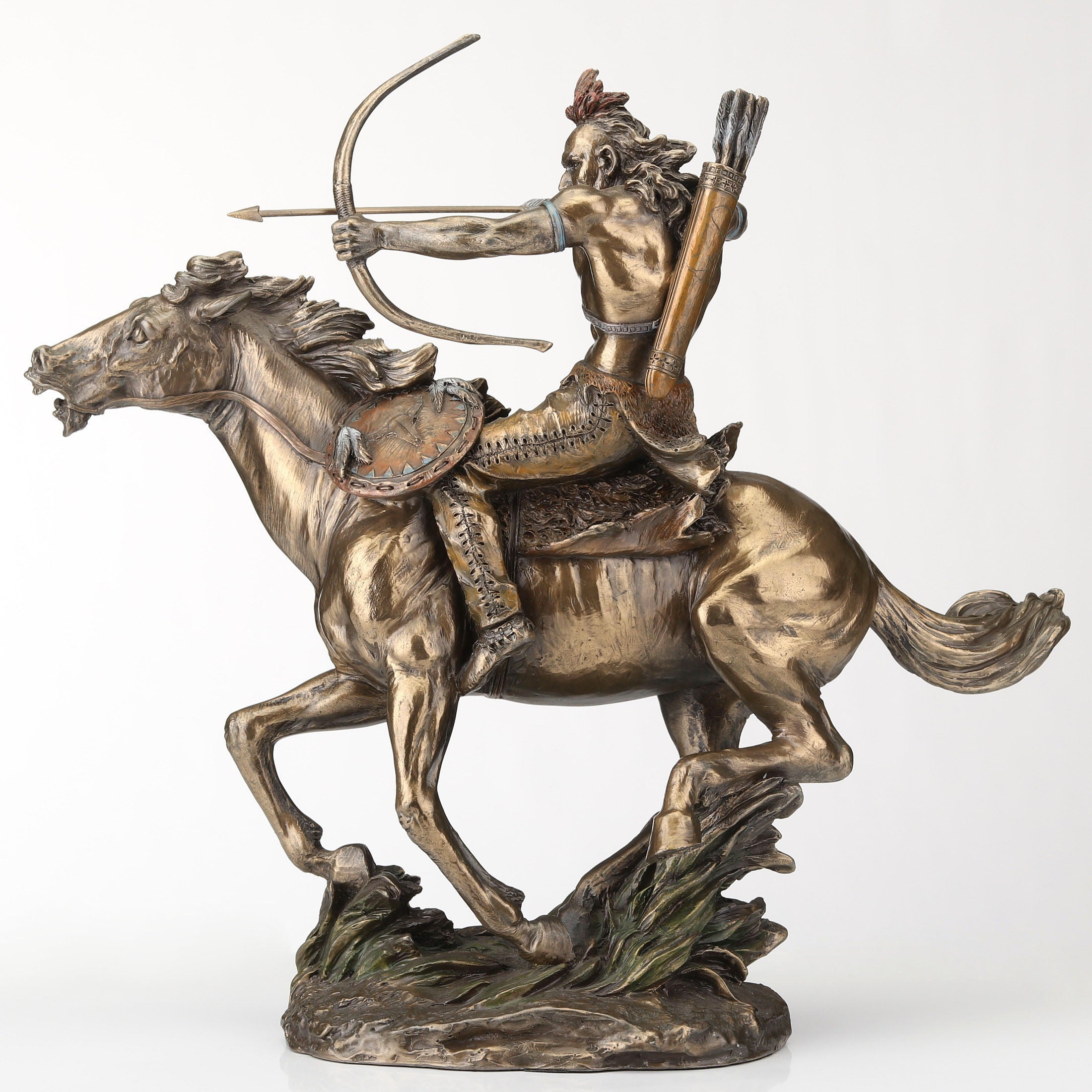 Mohican Warrior On Horseback Shooting Arrow (Mbz+Color)