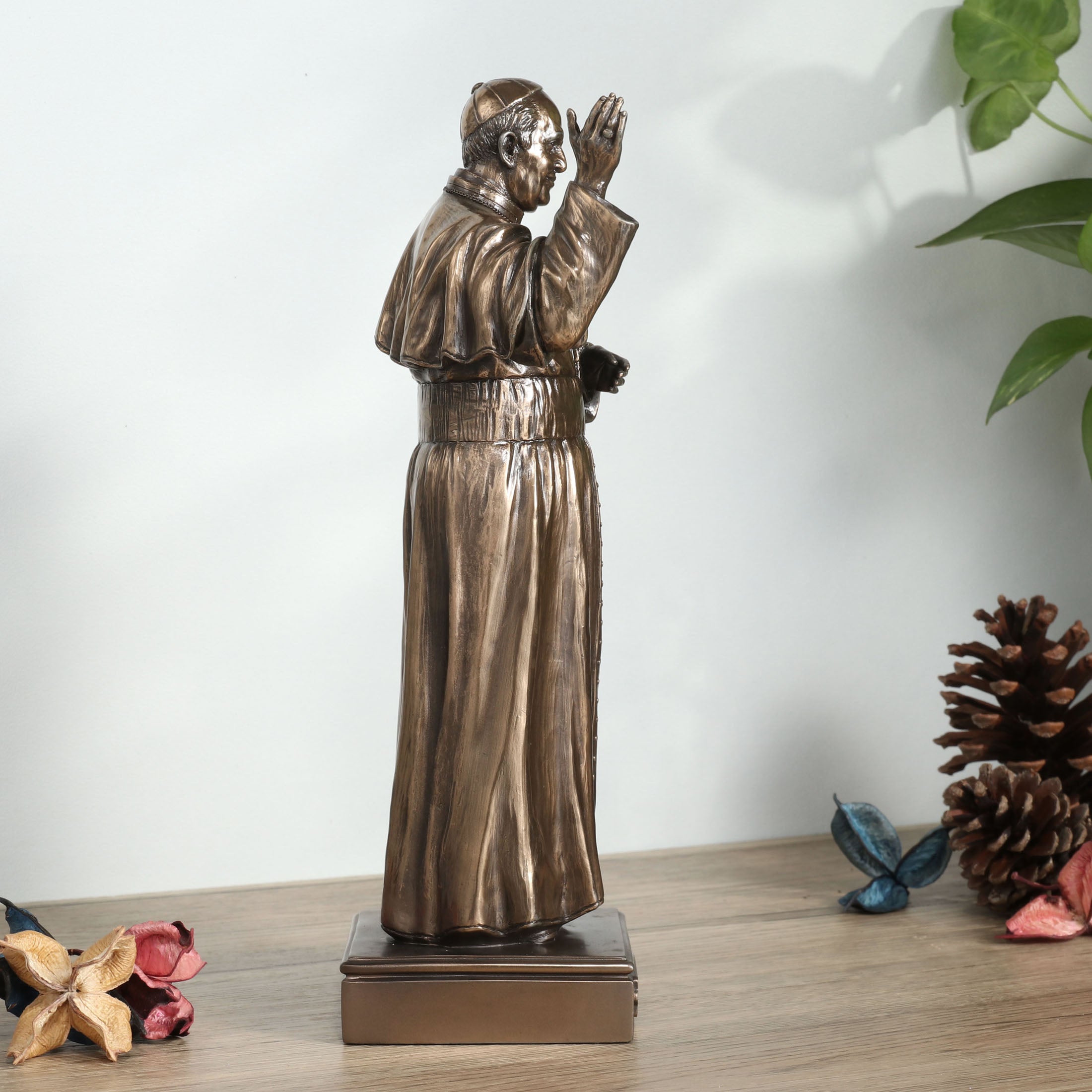 Pope Francis 11" Height