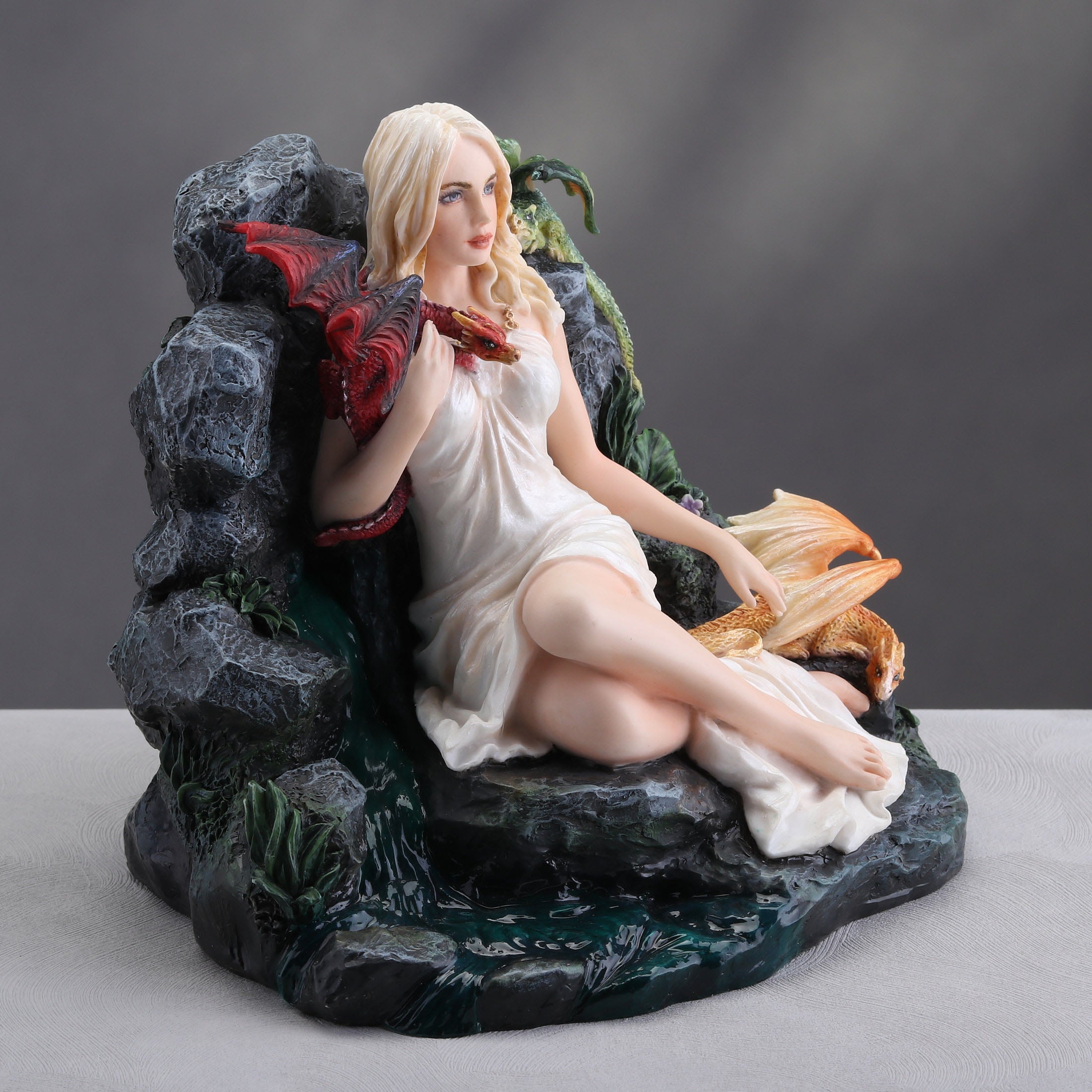 Maiden And The Dragonlins