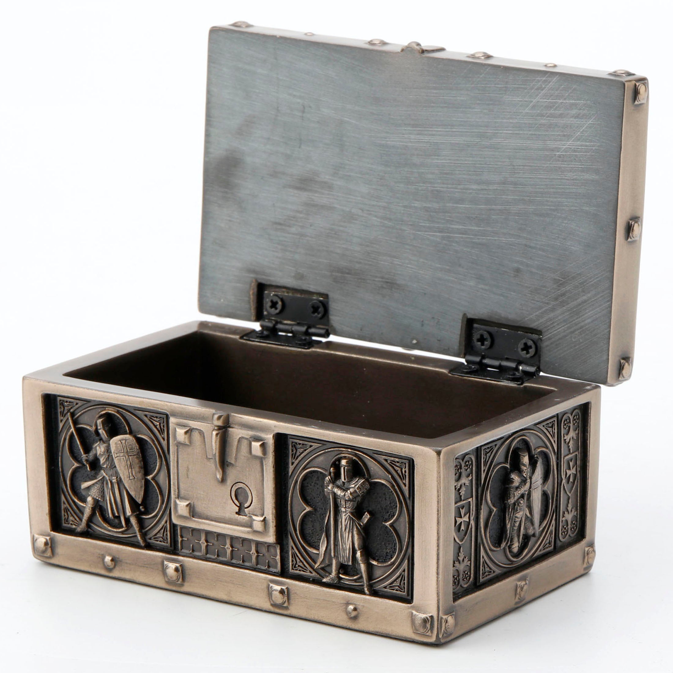 Battling Crusader Hinged Trinket Chest