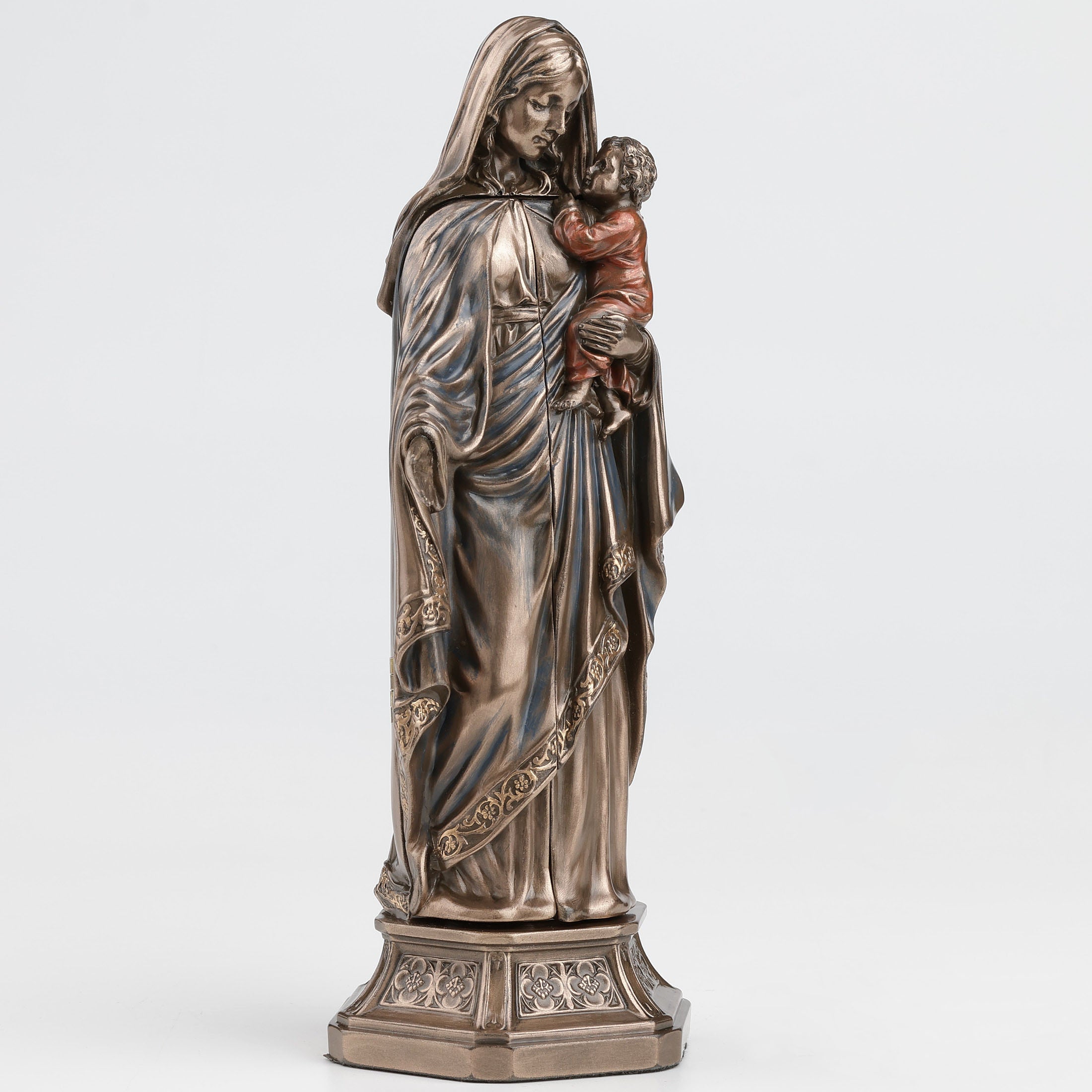 Madonna And Baby Jesus Triptych - The Nativity
