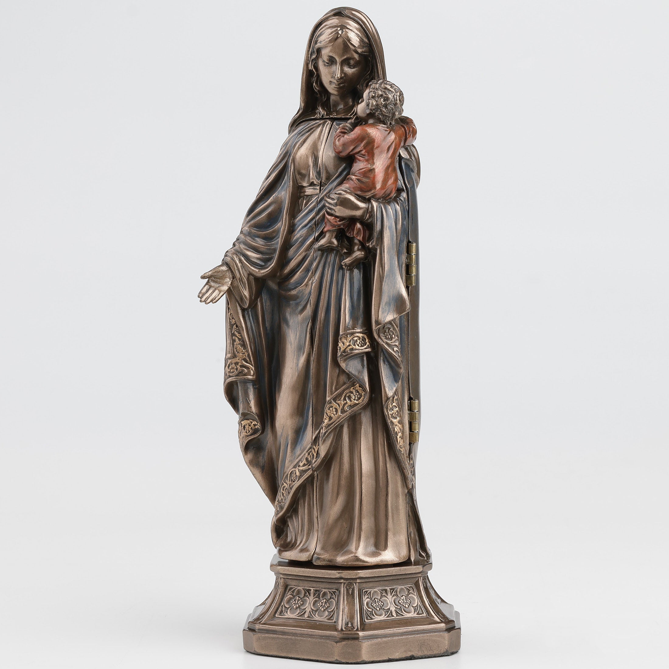 Madonna And Baby Jesus Triptych - The Nativity