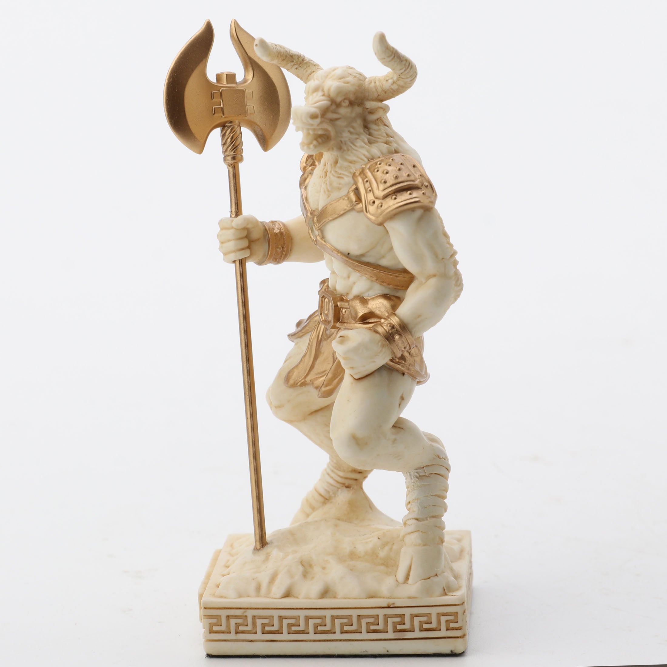 Minotaur Creature Of The Labyrinth (12 pcs per pack)