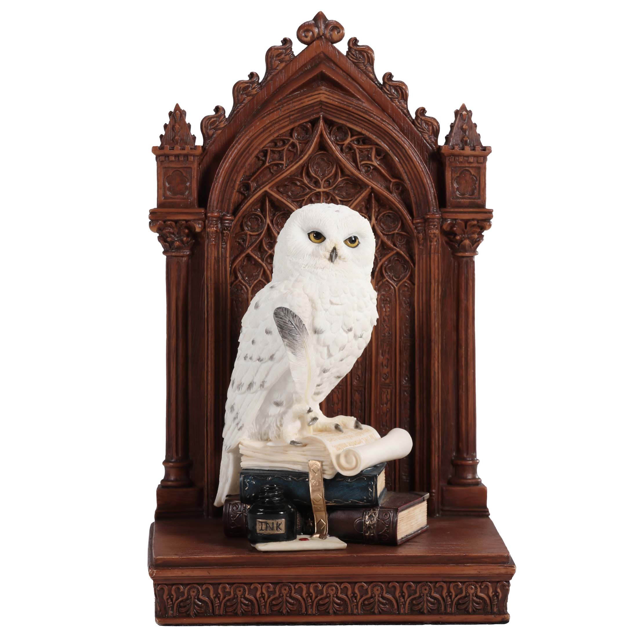 Grand Snowy Owl Of Wisdom