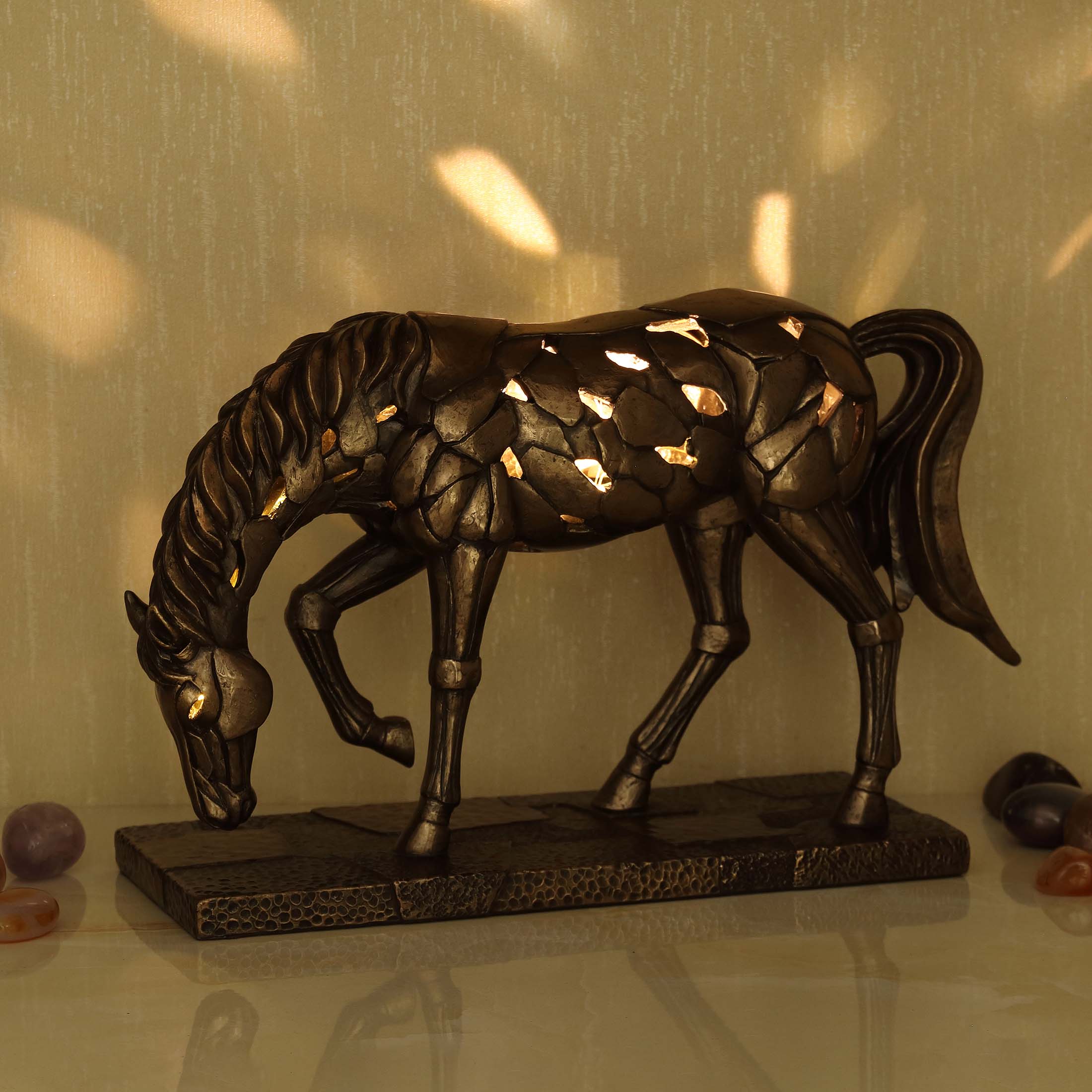 Bowing Horse Illumination (LED)