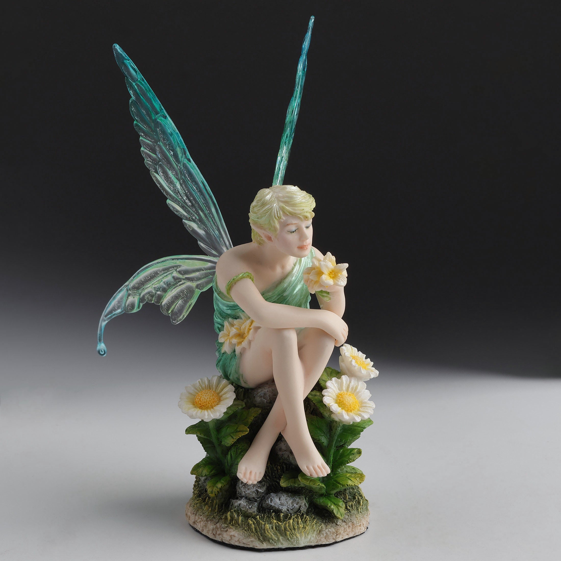 Sitting Daisy Fairy