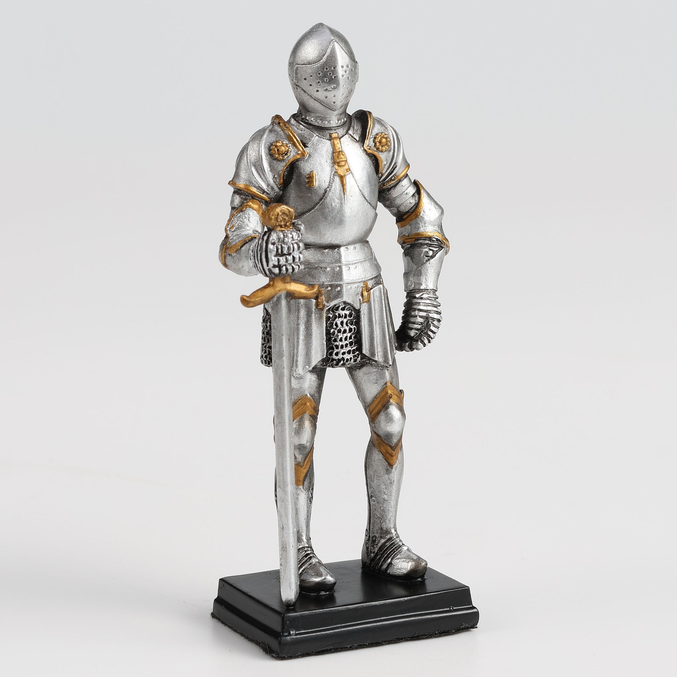 Medieval Knight Armor Sword Stance (Pack of 12)