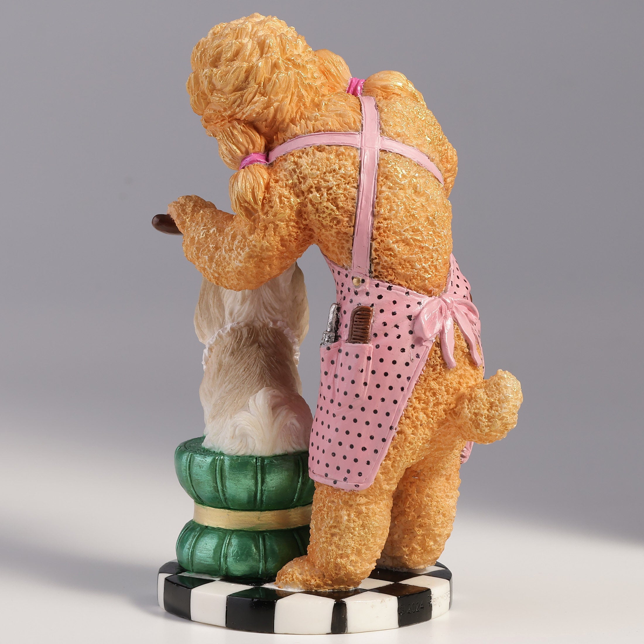 Poodle Hairdresser Grooming A Shih Tzu