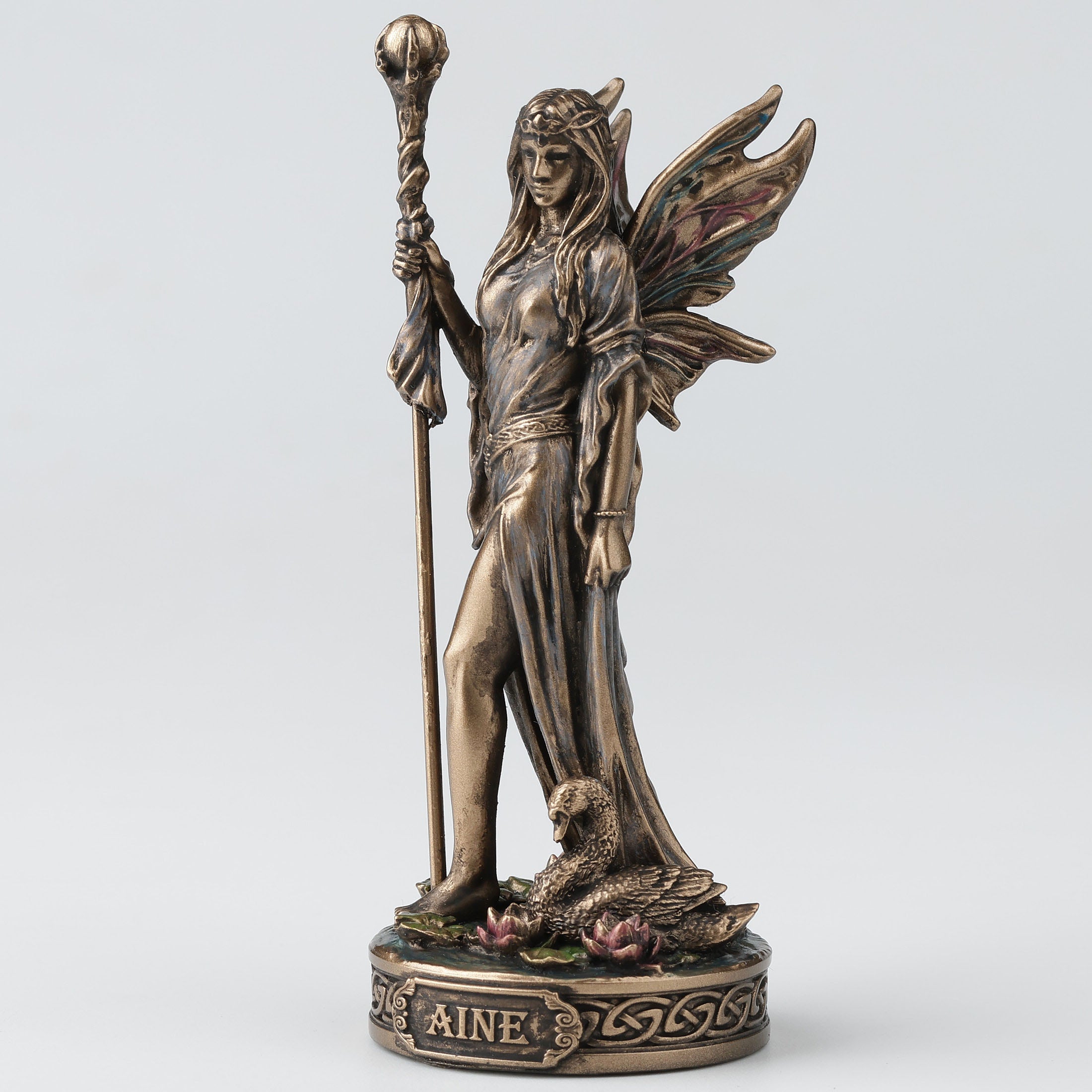 Aine The Irish Goddess Of Summer And Love