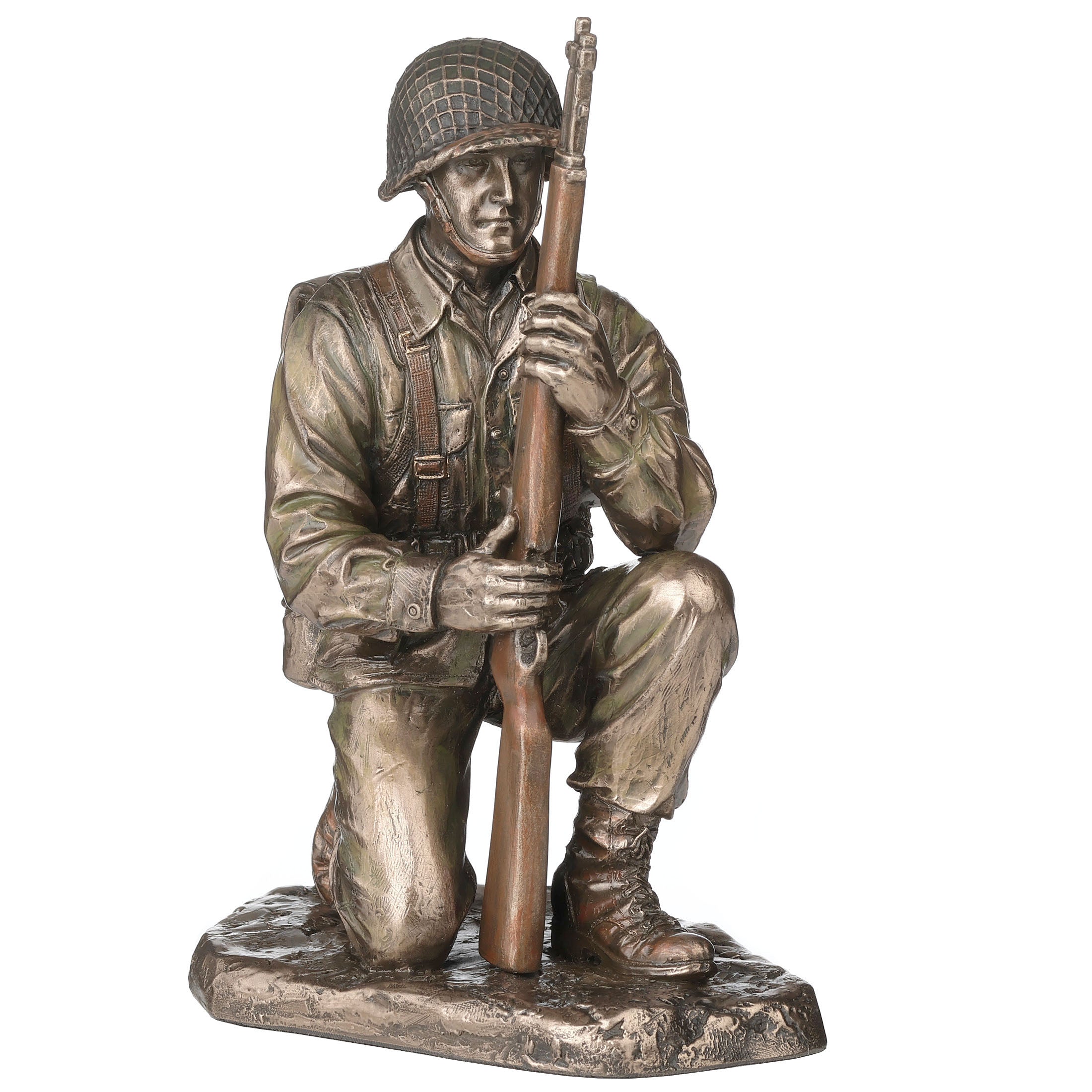 Us Army Kneeling Soldier Carrying Rifle
