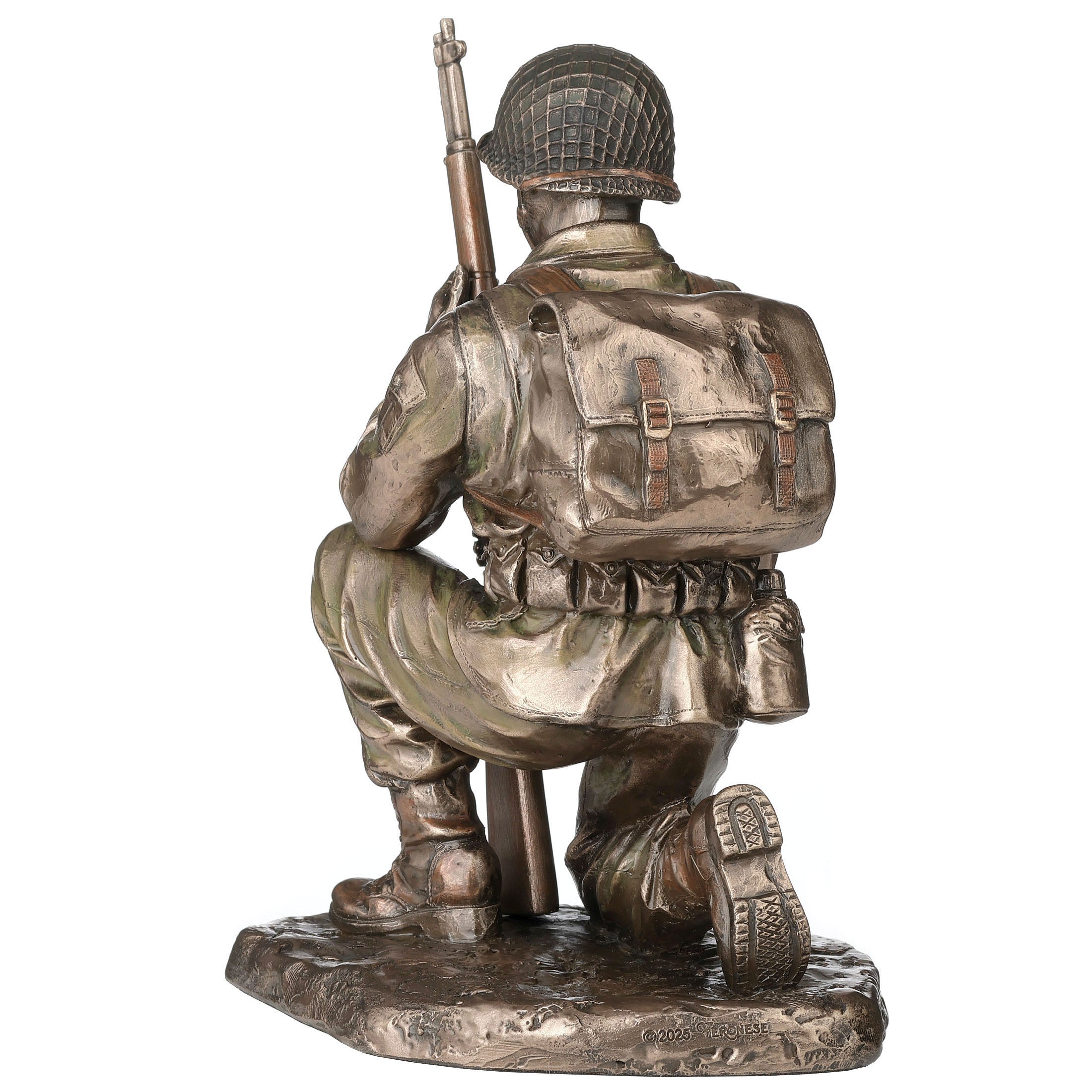 Us Army Kneeling Soldier Carrying Rifle