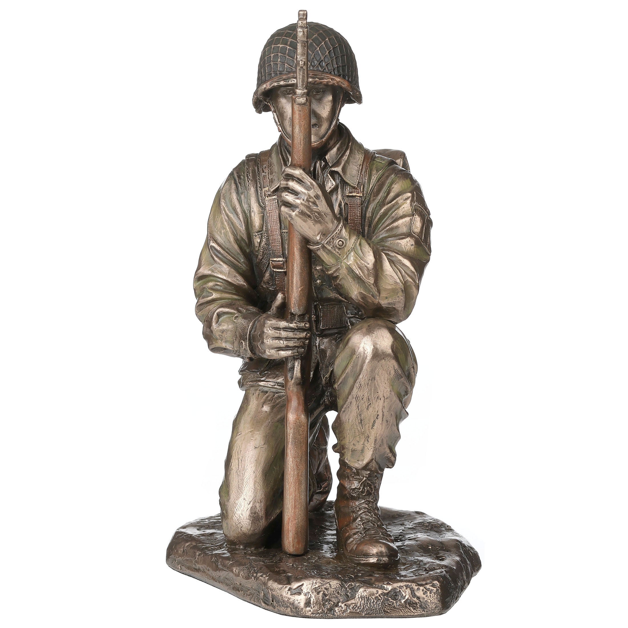 Us Army Kneeling Soldier Carrying Rifle