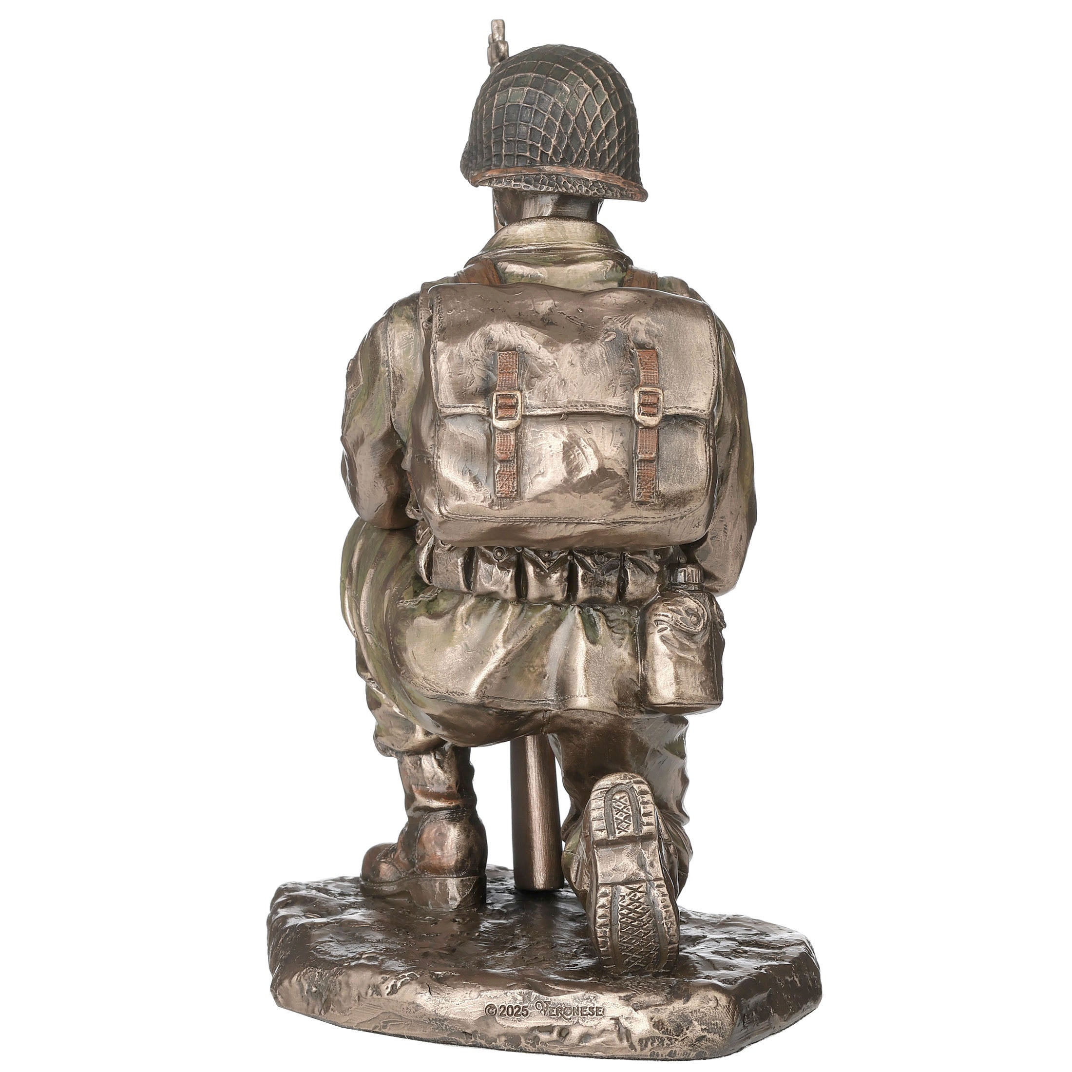 Us Army Kneeling Soldier Carrying Rifle