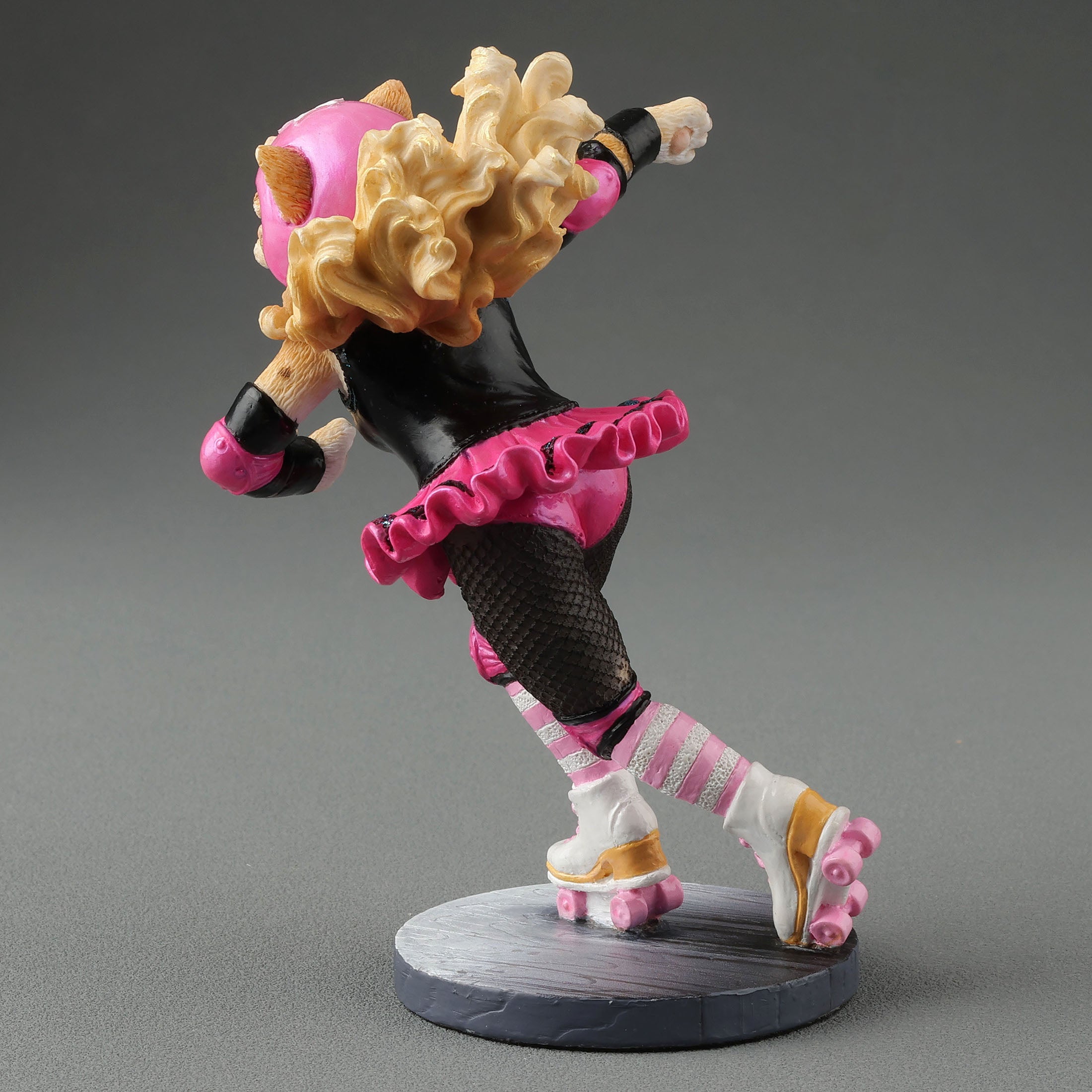 Roller Derby Feline Flurry