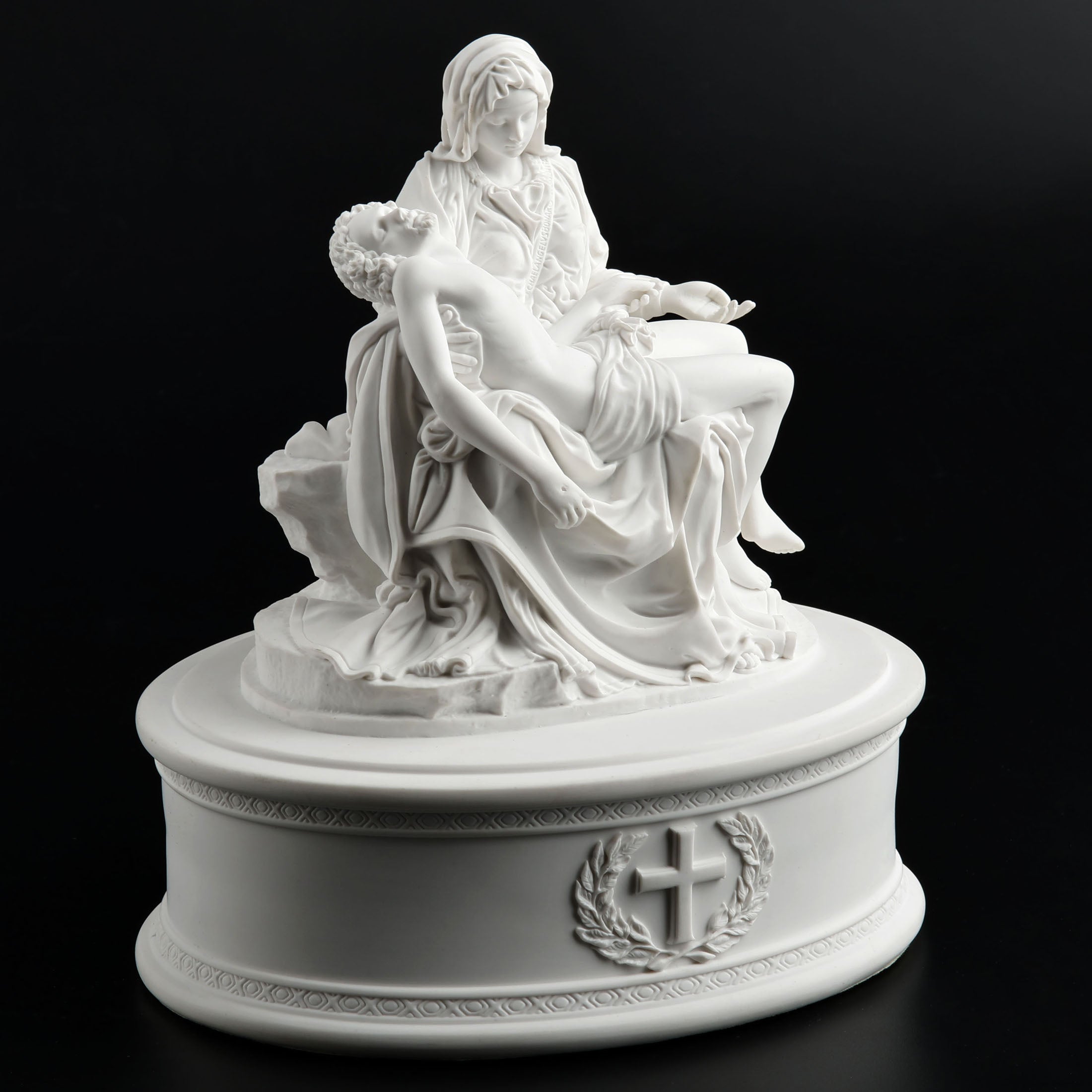 La Pieta Cremation Urn (700 ml)