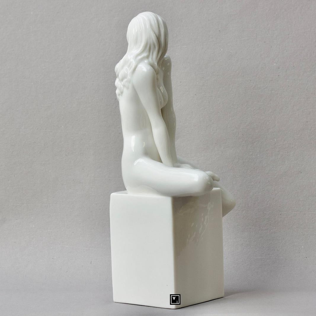 Woman standing on Bust | Busts | Home Decor | Handcrafted