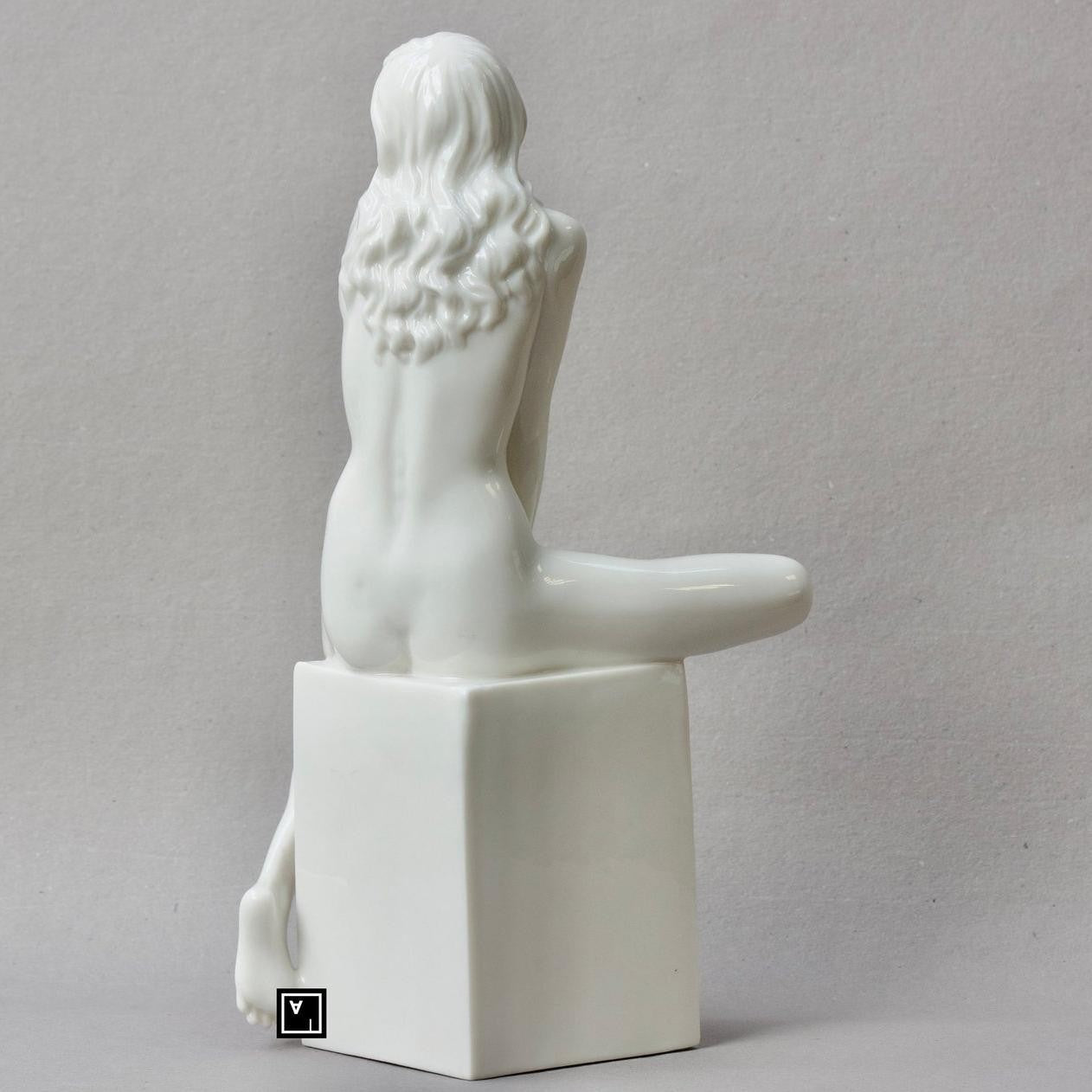 Woman standing on Bust | Busts | Home Decor | Handcrafted