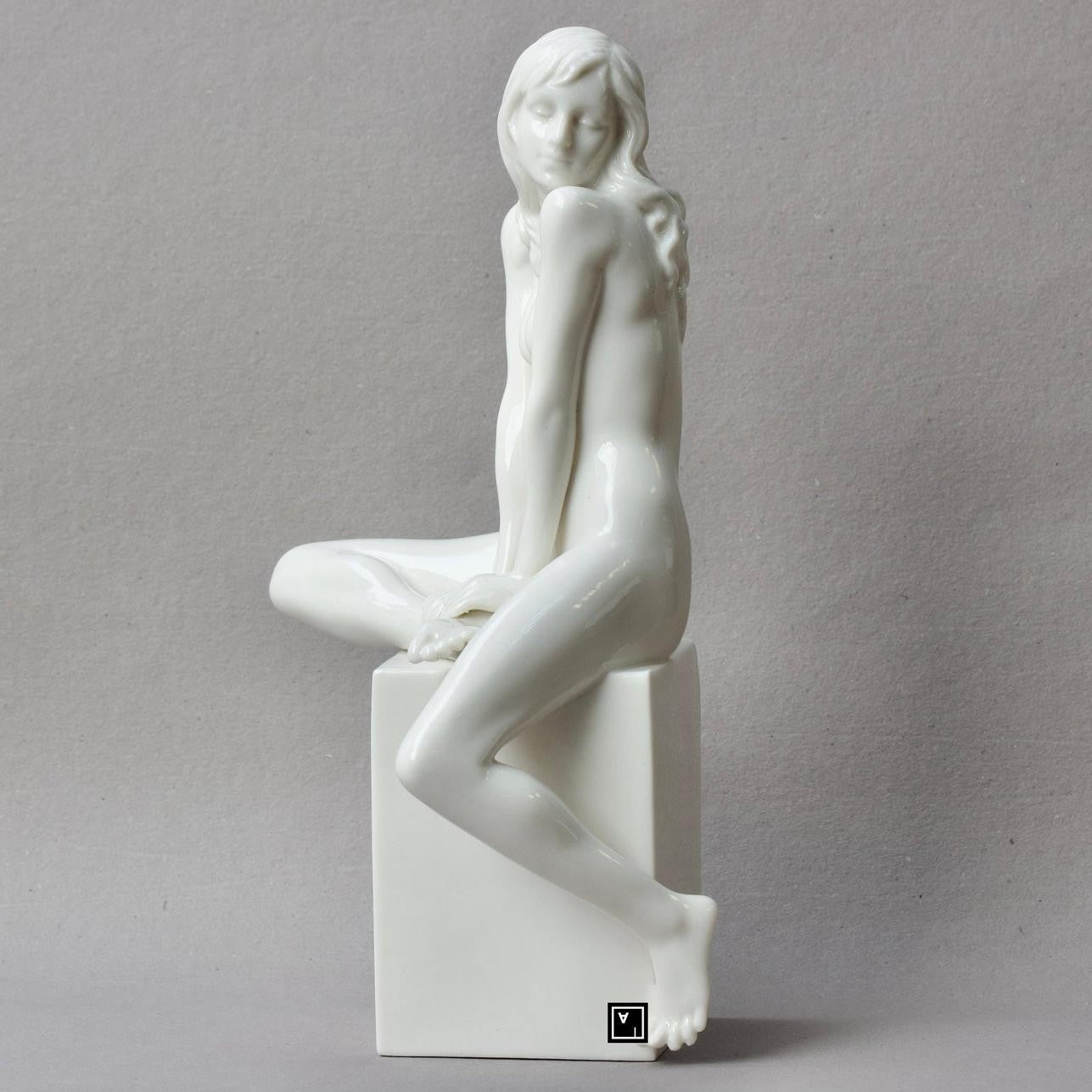 Woman standing on Bust | Busts | Home Decor | Handcrafted