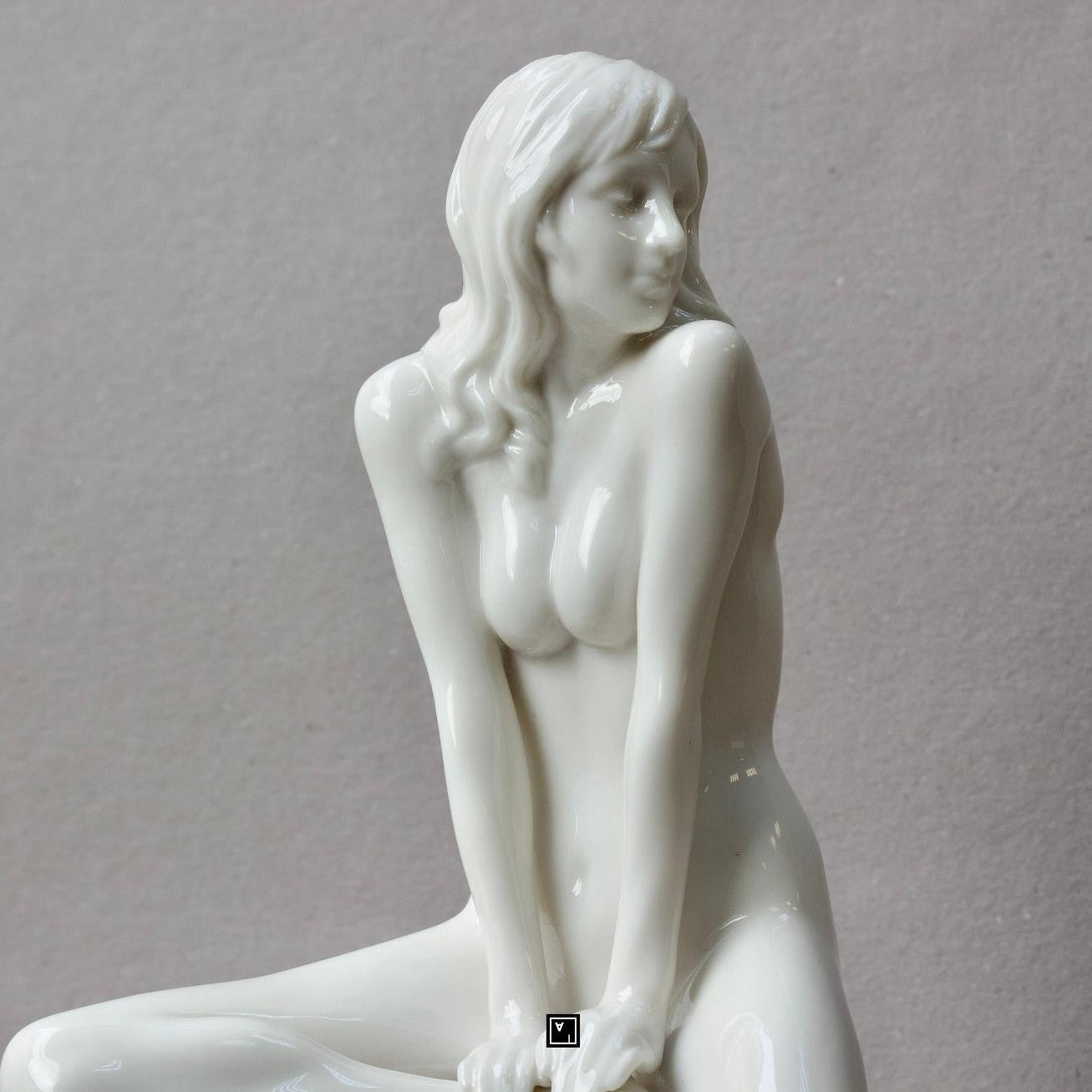 Woman standing on Bust | Busts | Home Decor | Handcrafted