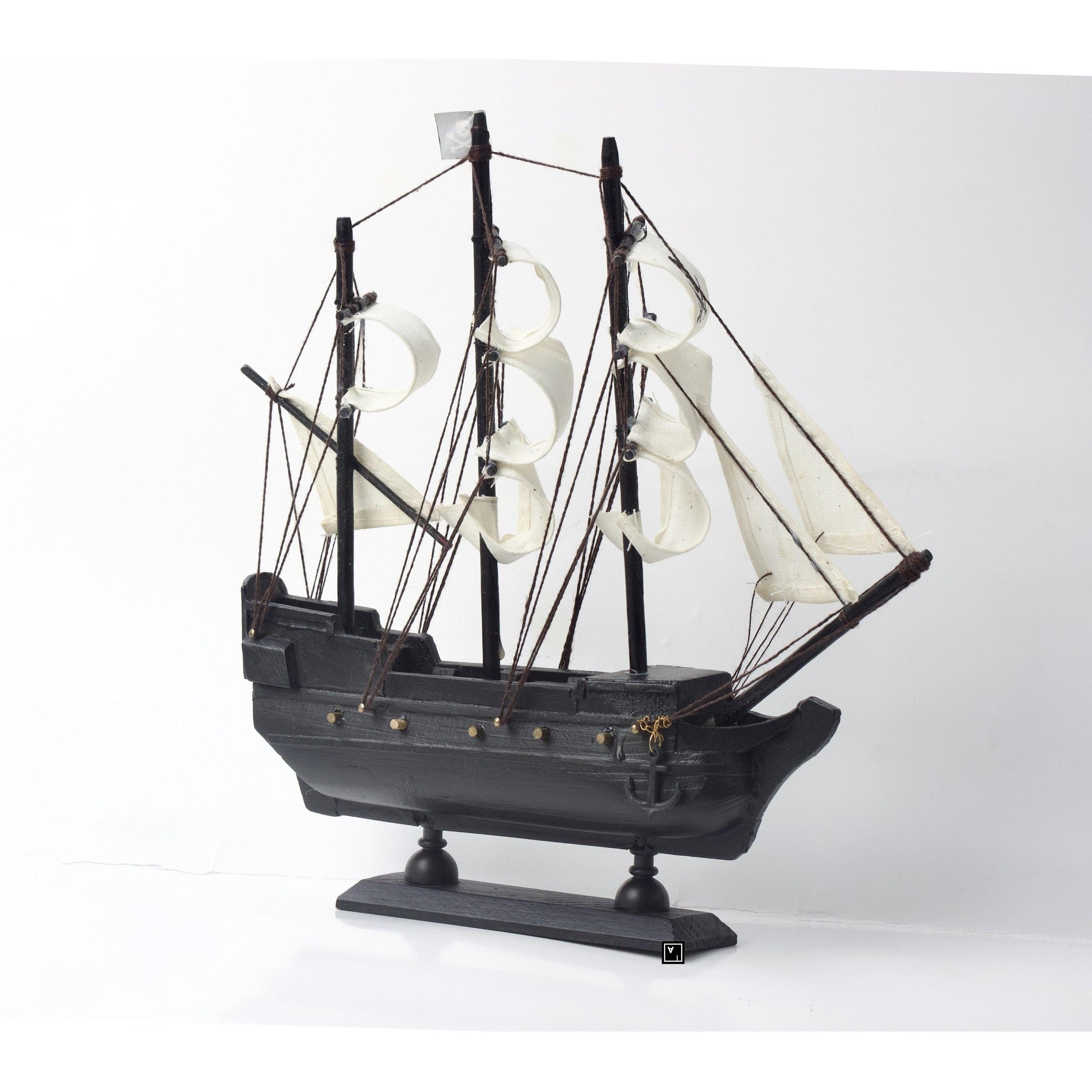 Wooden Pirate model Ship | Tin & Model Collectibles | Home Decor