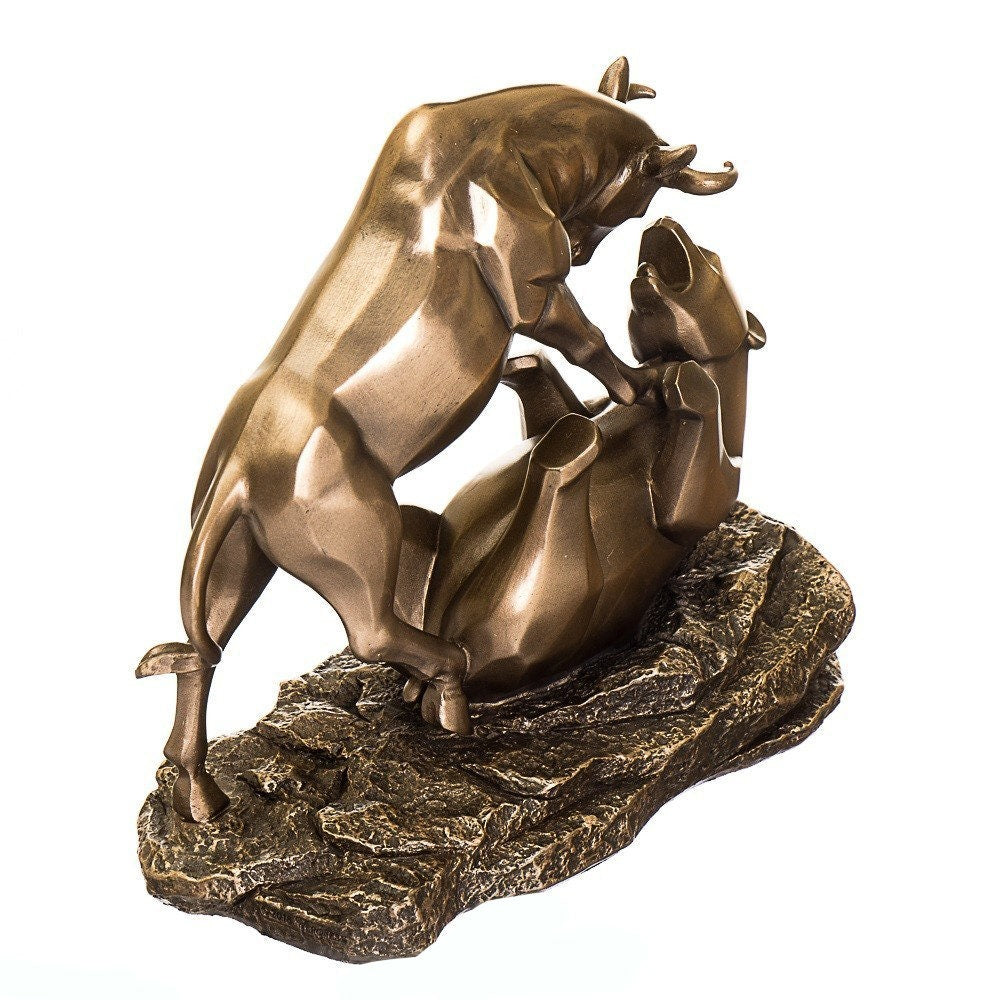 Bronze Bull and Bear Sculpture: Stock Market Gift