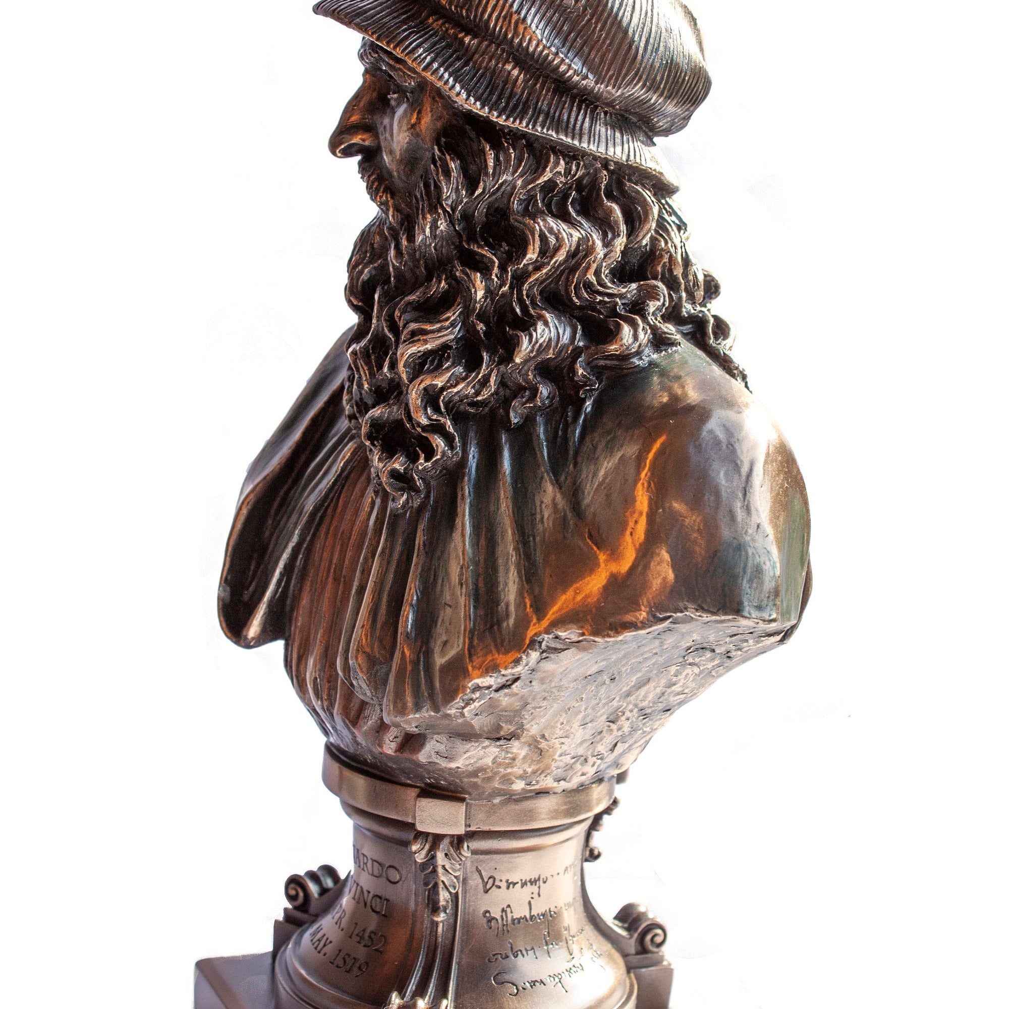 Leonardo Da Vinci Bust.