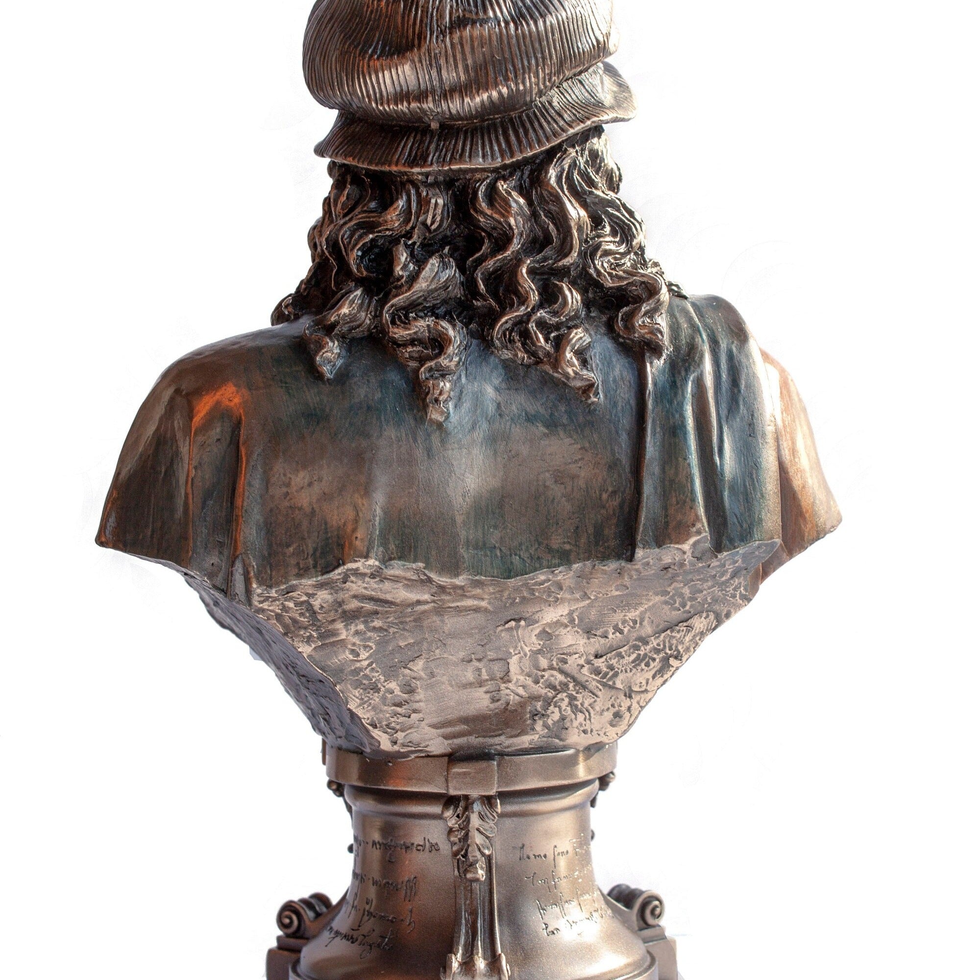Leonardo Da Vinci Bust.